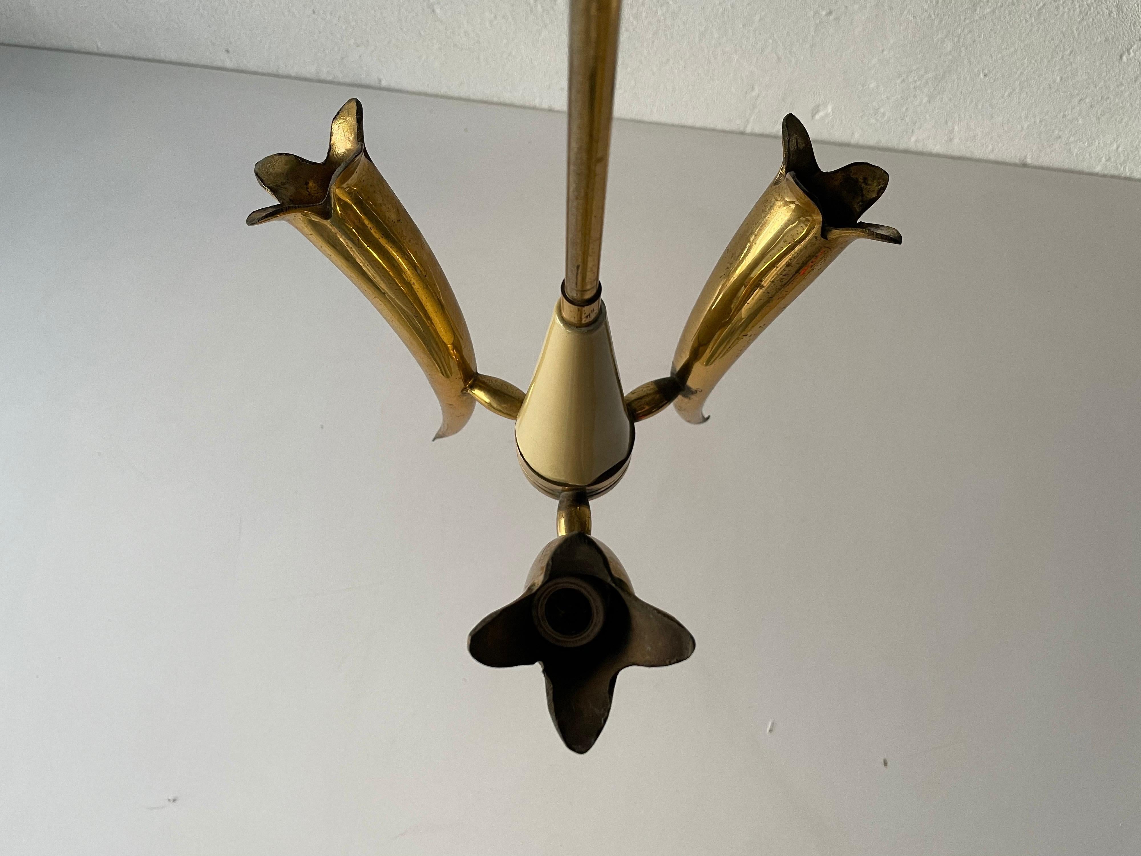 Triple Horn Brass Shade Mid-Century Modern Chandelier, 1950s, Italy For Sale 1