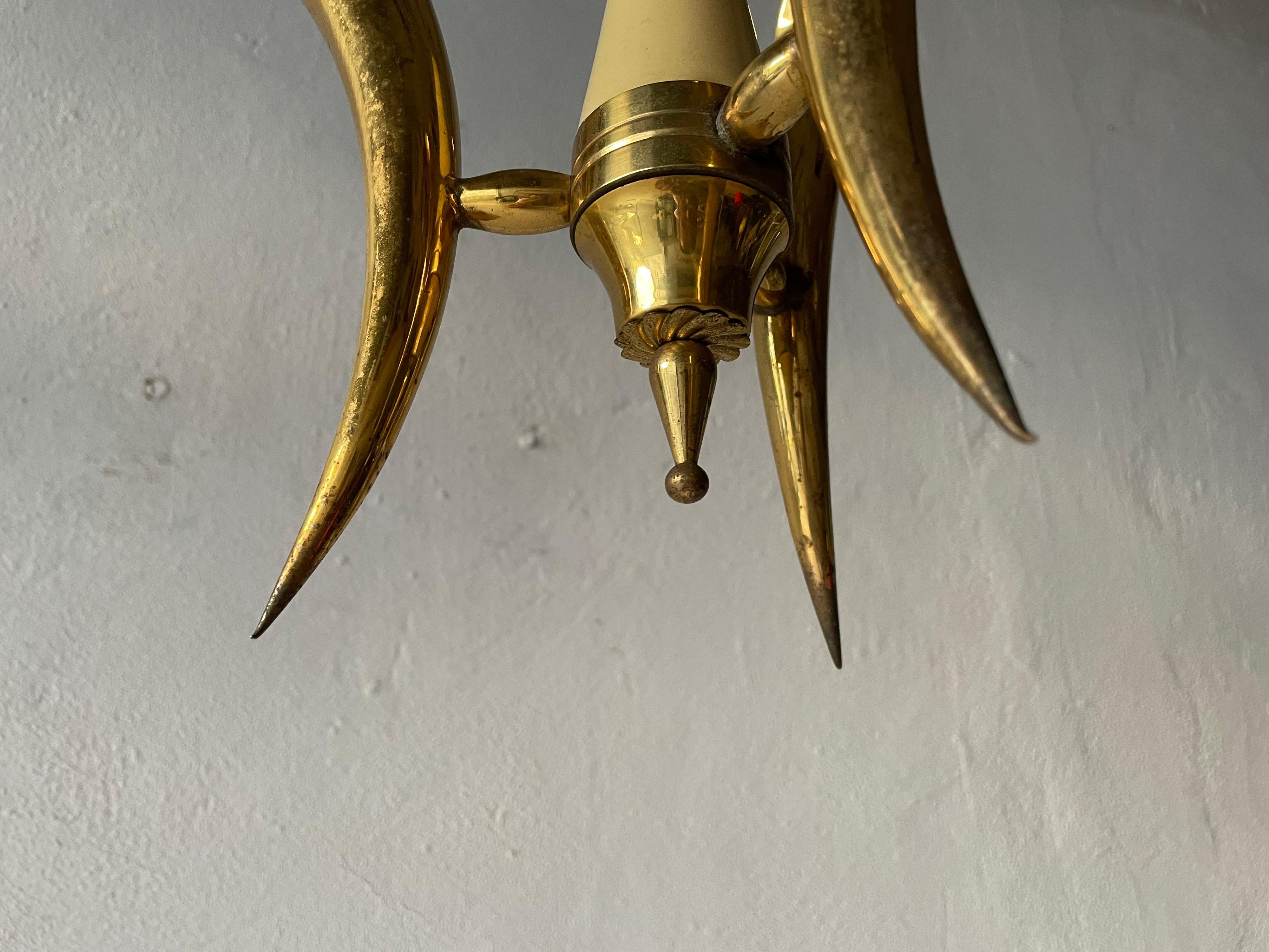Triple Horn Brass Shade Mid-Century Modern Chandelier, 1950s, Italy For Sale 3