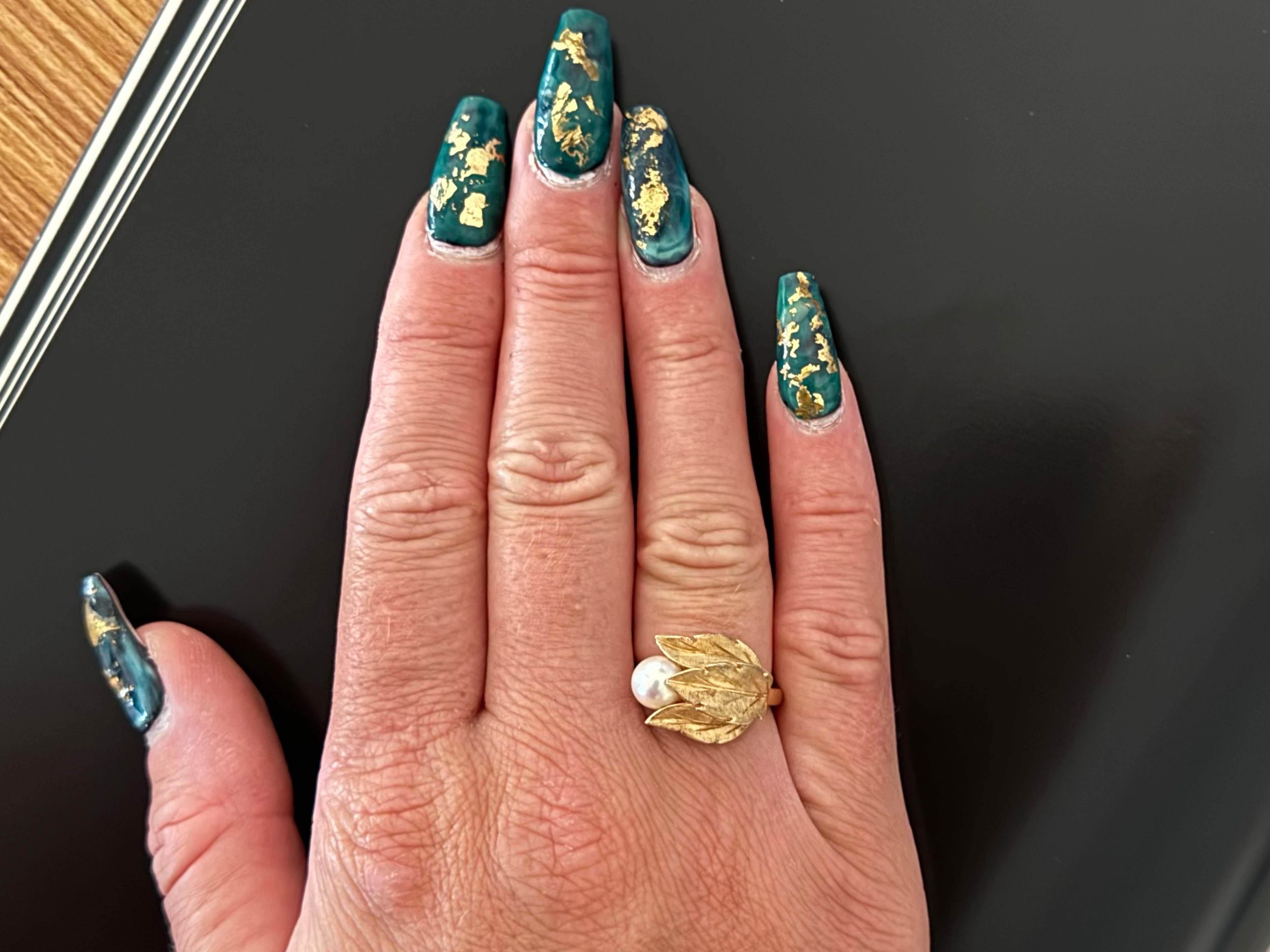 Ring Specifications:

Metal: 14k Yellow Gold

Total Weight: 5.8 Grams

Pearl Diameter: ~6.8 mm

Ring Size:  6.25 (resizable) please message us to resize BEFORE purchasing

Stamped: 