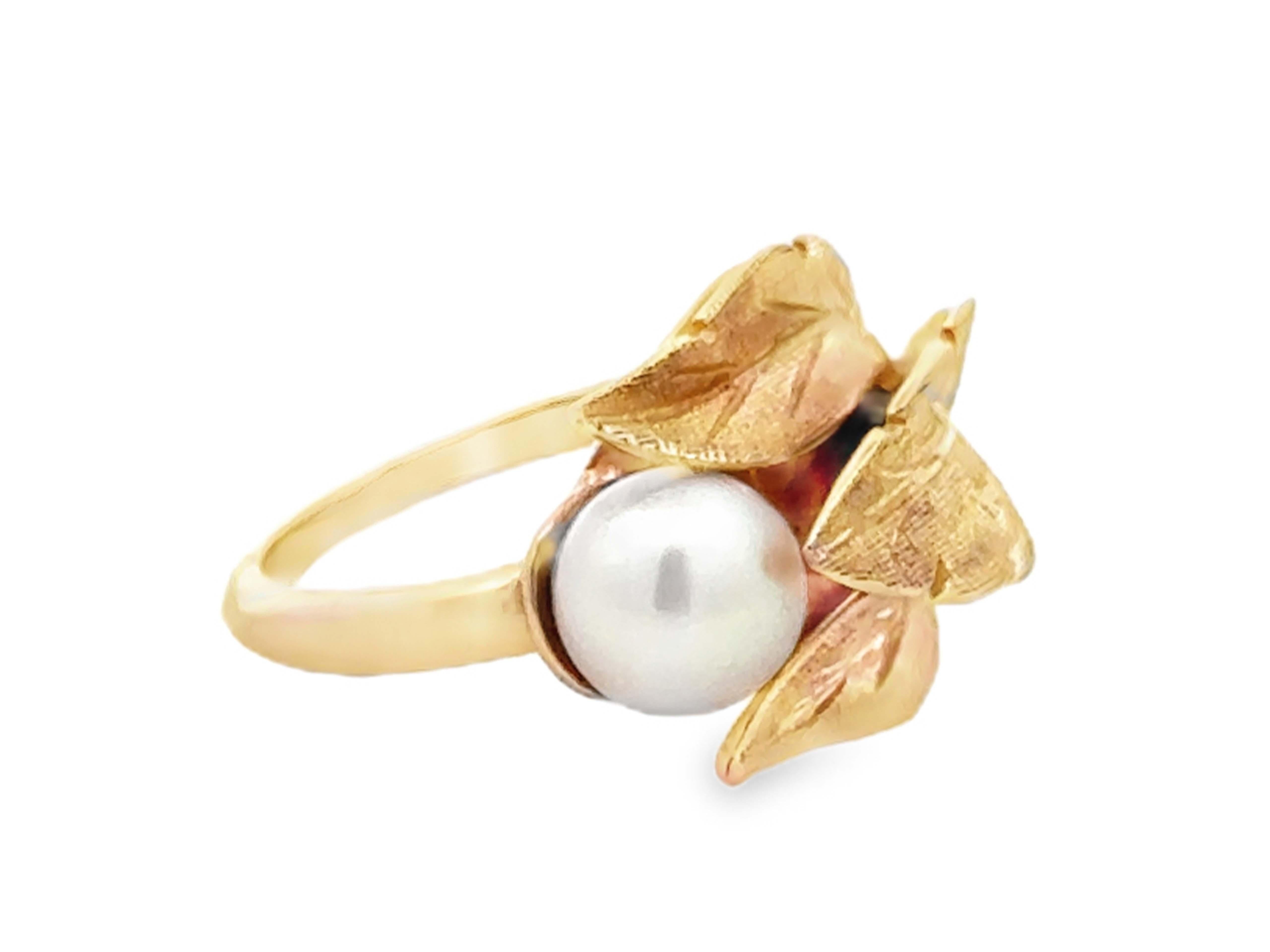 Modern Triple Leaf Akoya Pearl Ring 14k Yellow Gold For Sale