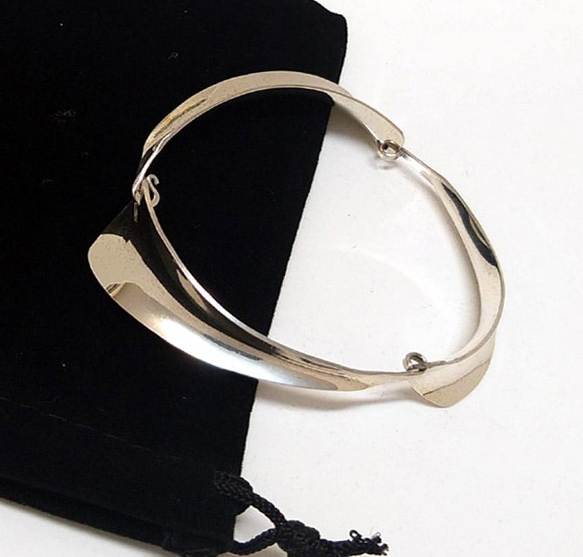 Triple Leaf Silver Bracelet, Gerhard Herbst Studio Bangle, Midcentury style For Sale 2