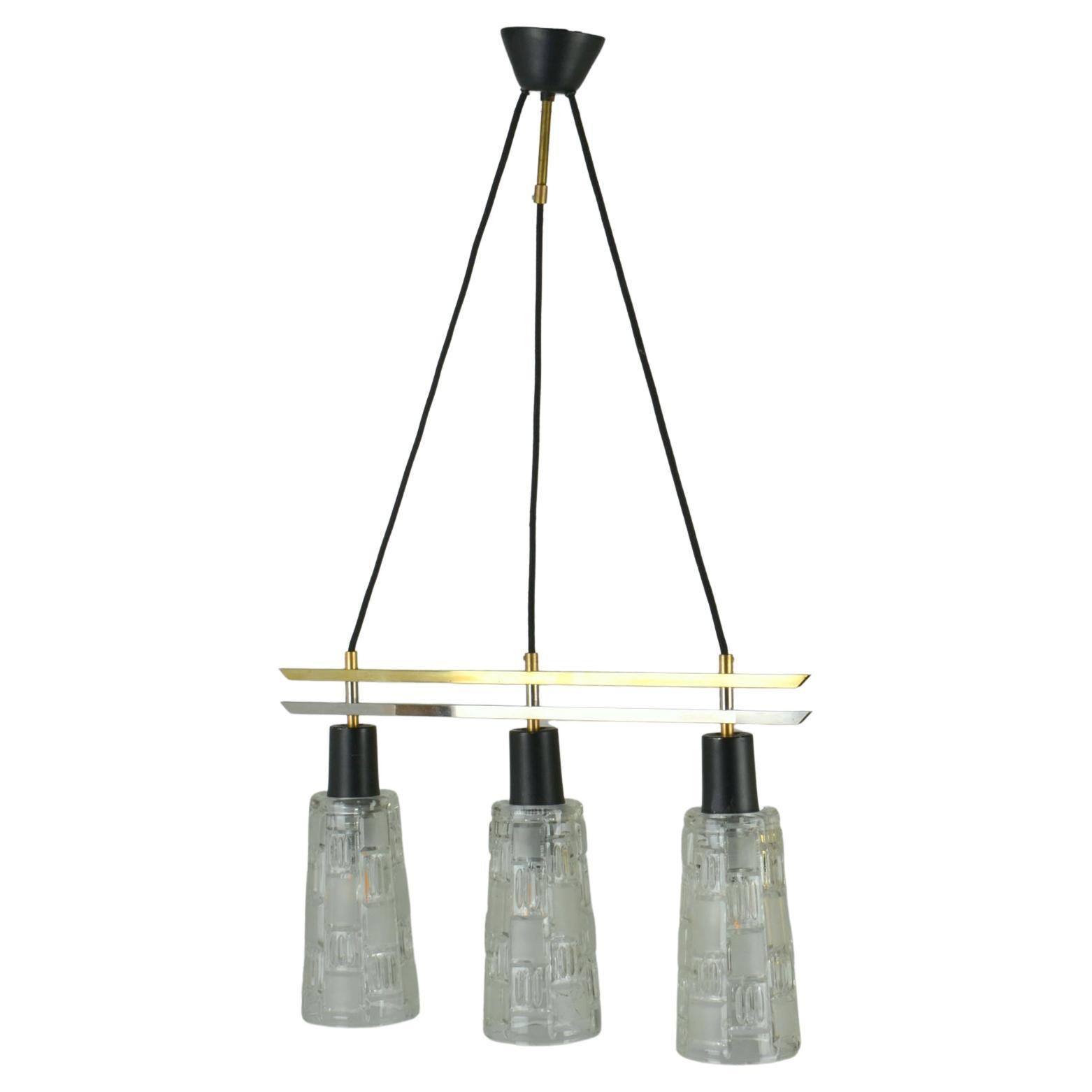 Triple Light Chandelier in Brass Chrome and Clear Glass 1960s For Sale 4
