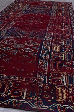 Triple Medallion Border Rug in Deep Lavender