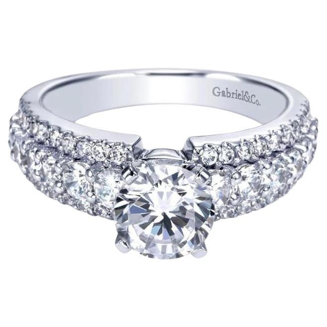   Triple Pave Solitaire Design Diamond Engagement Mounting