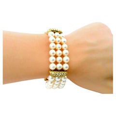 Pulsera Triple Perlas con 4 Estaciones Pave