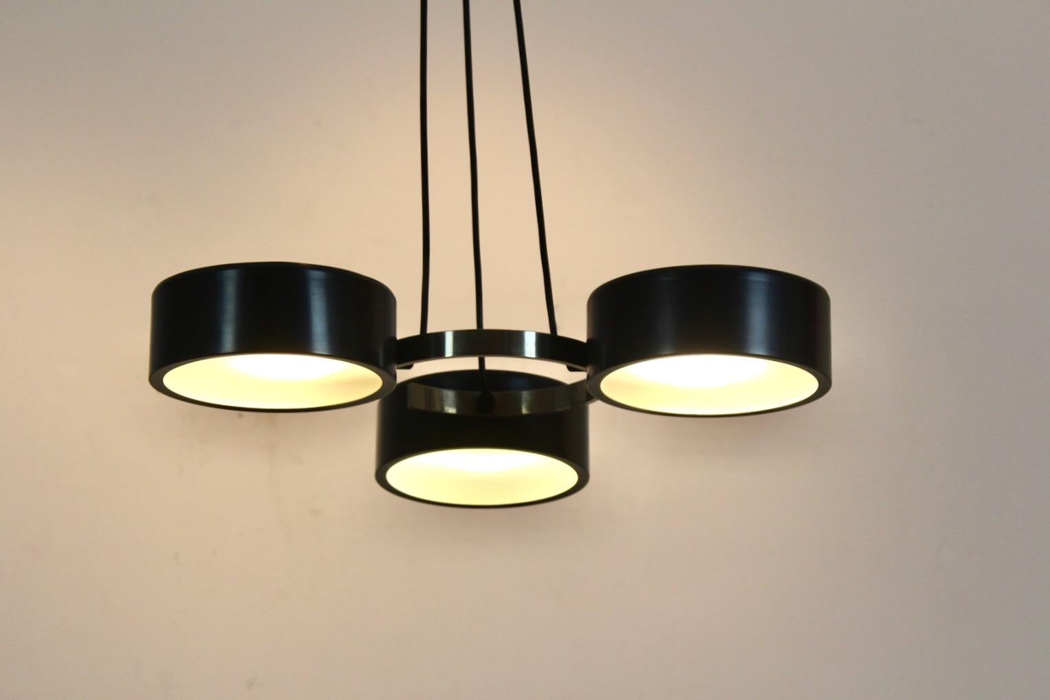 Tripla lampada a sospensione di Reggiani, Italia, anni '60 in vendita 6