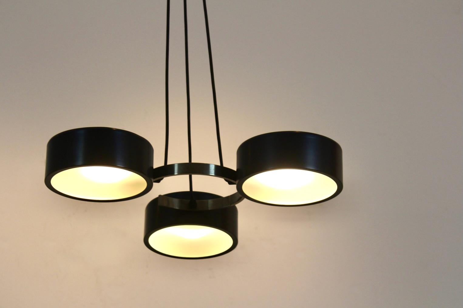 Tripla lampada a sospensione di Reggiani, Italia, anni '60 in vendita 7