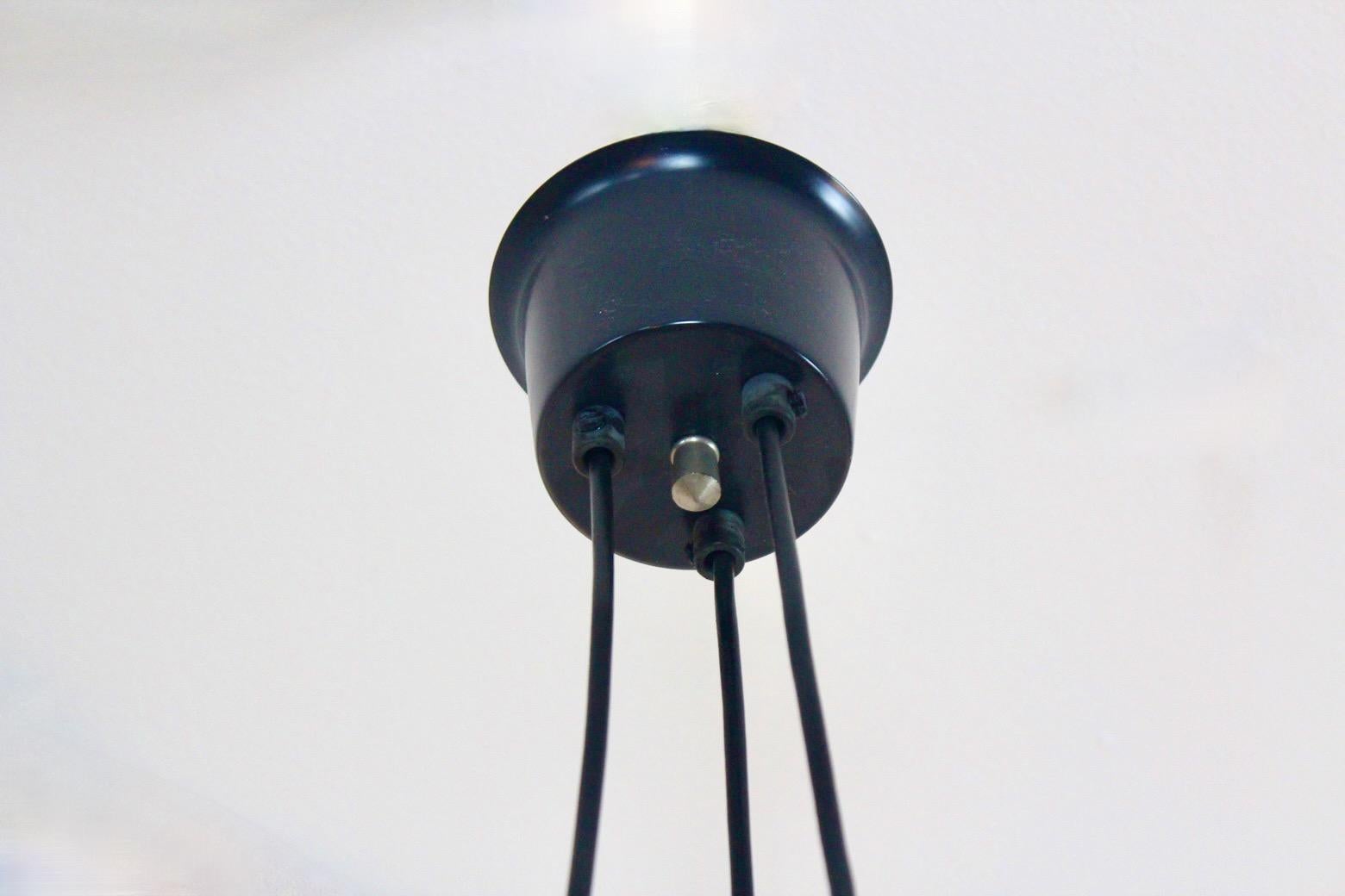 Acciaio Tripla lampada a sospensione di Reggiani, Italia, anni '60 in vendita