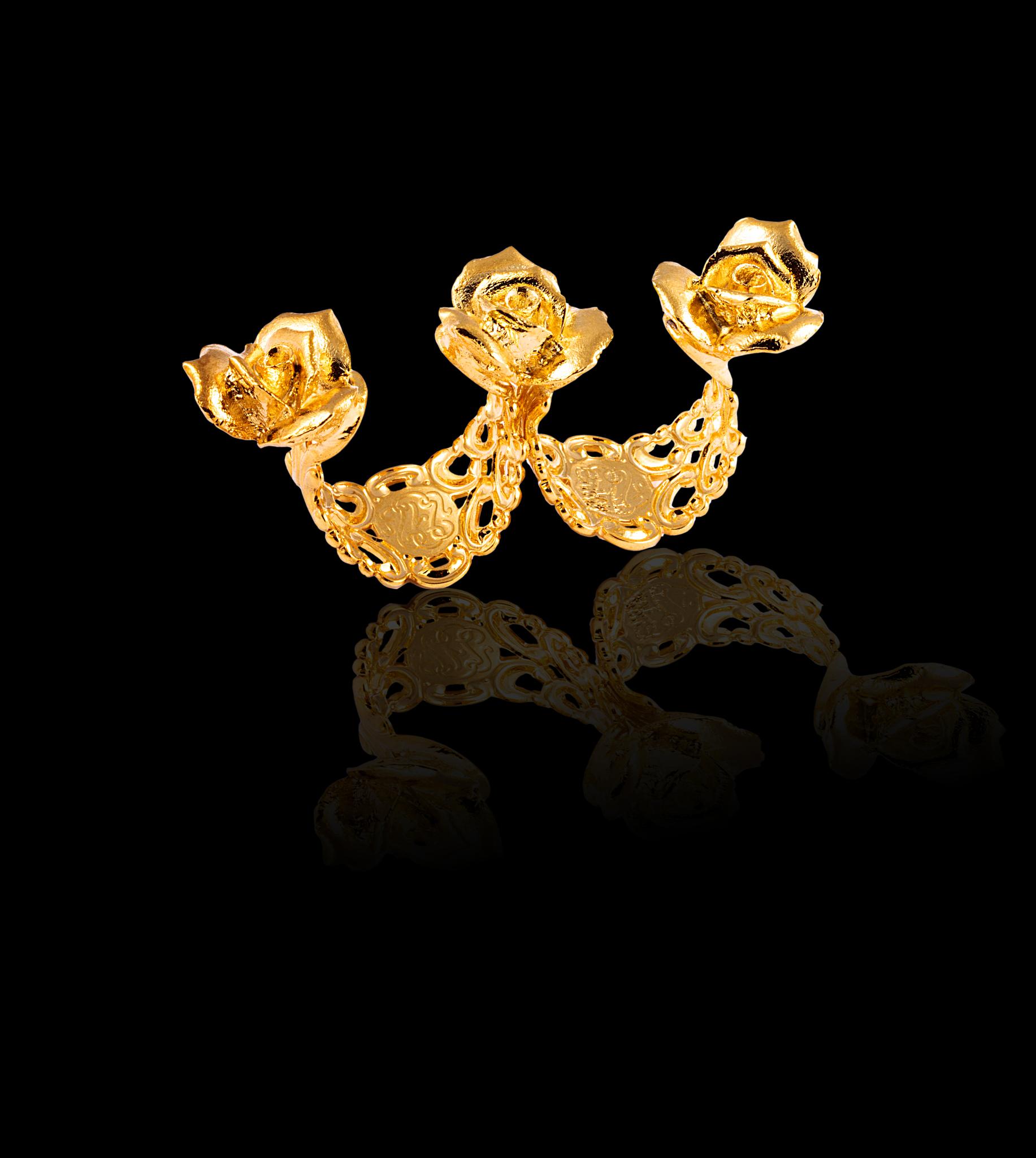 Triple Rosette Ring 'Yellow Gold Plated' In New Condition For Sale In Miami Beach, FL