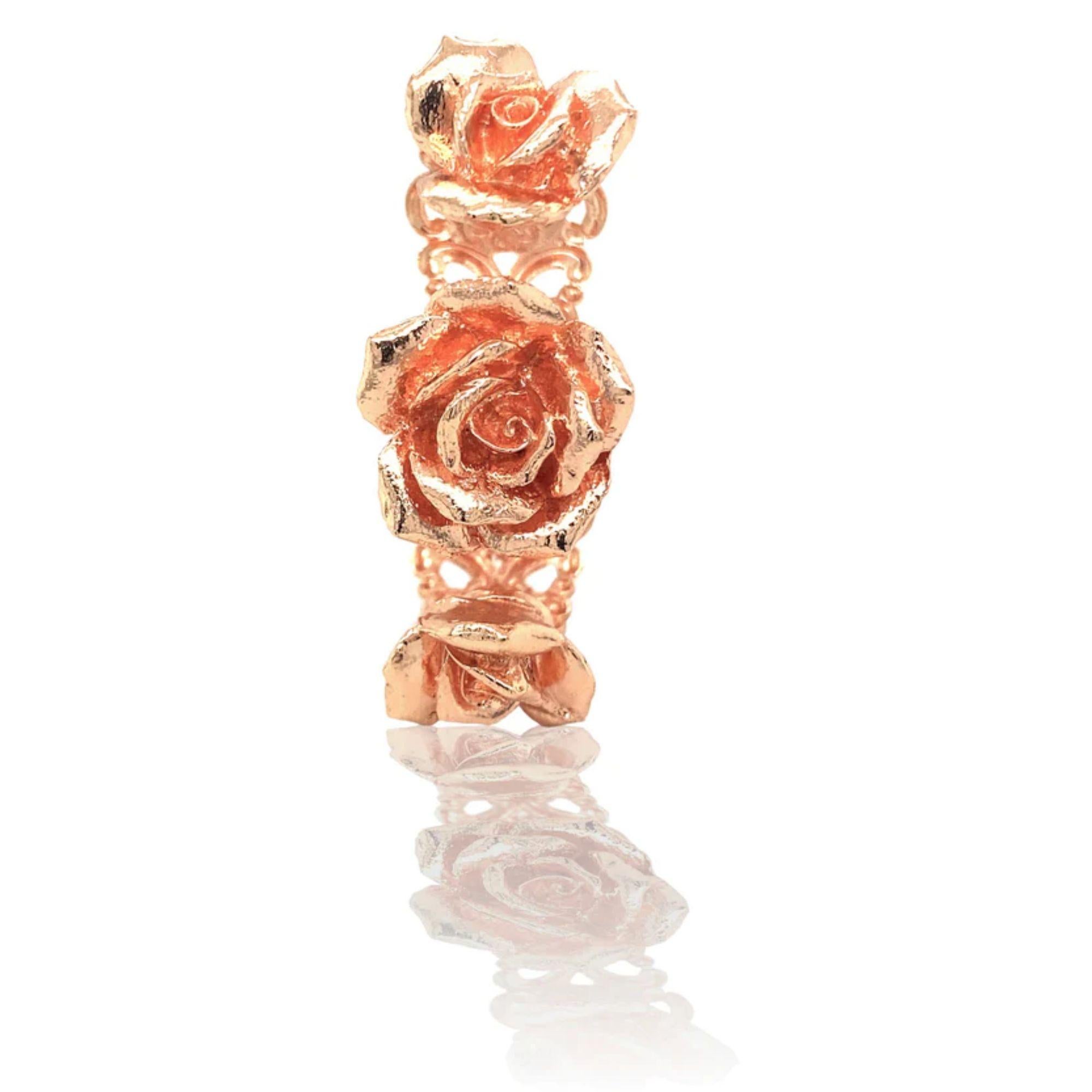 Triple Rosey Rosette Ring in 14K Rose Gold In New Condition For Sale In Miami Beach, FL
