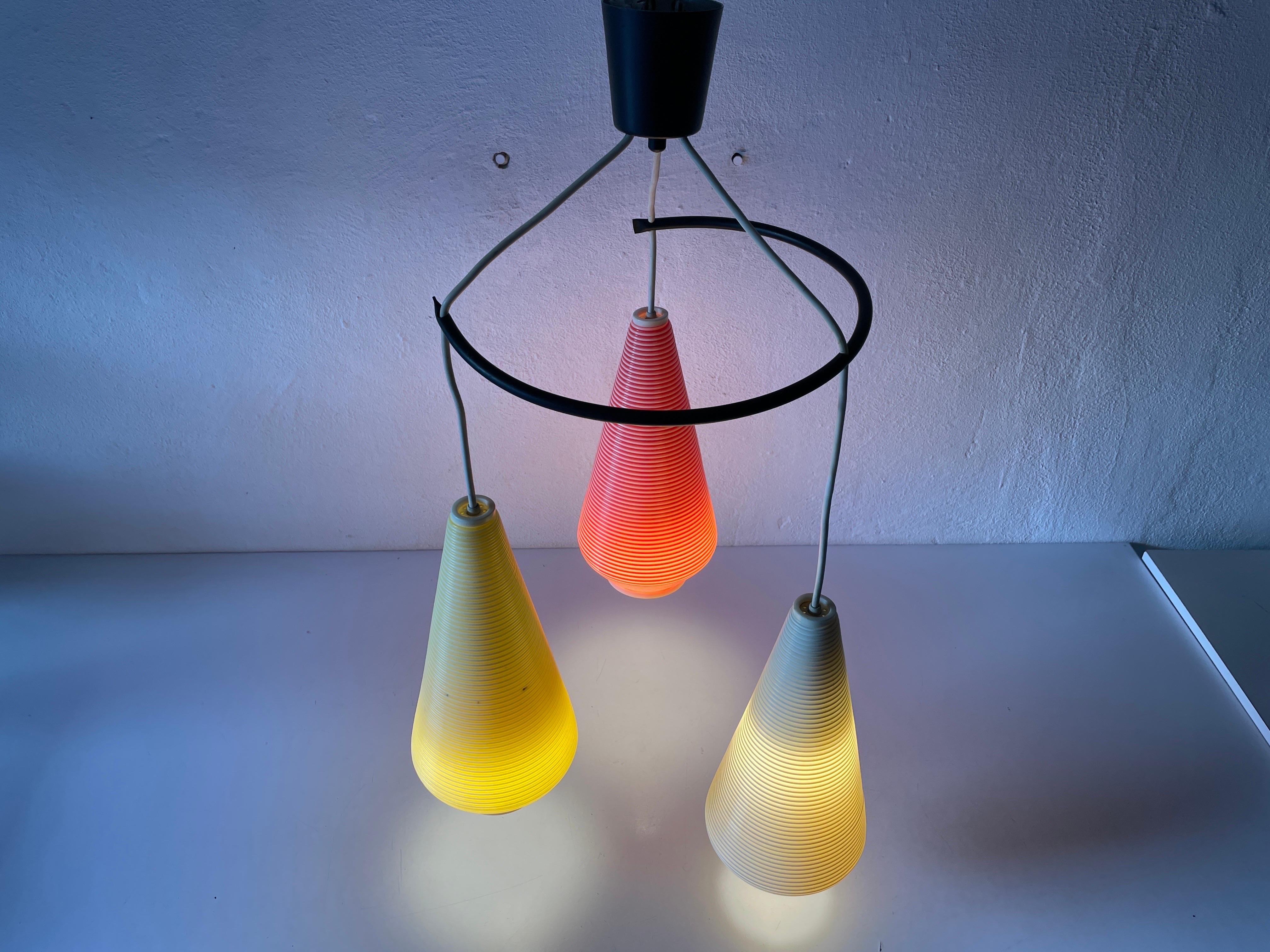 Lampe  suspension  triple abat-jour rotatif de Yasha Heifetz, annes 1960, Allemagne en vente 4