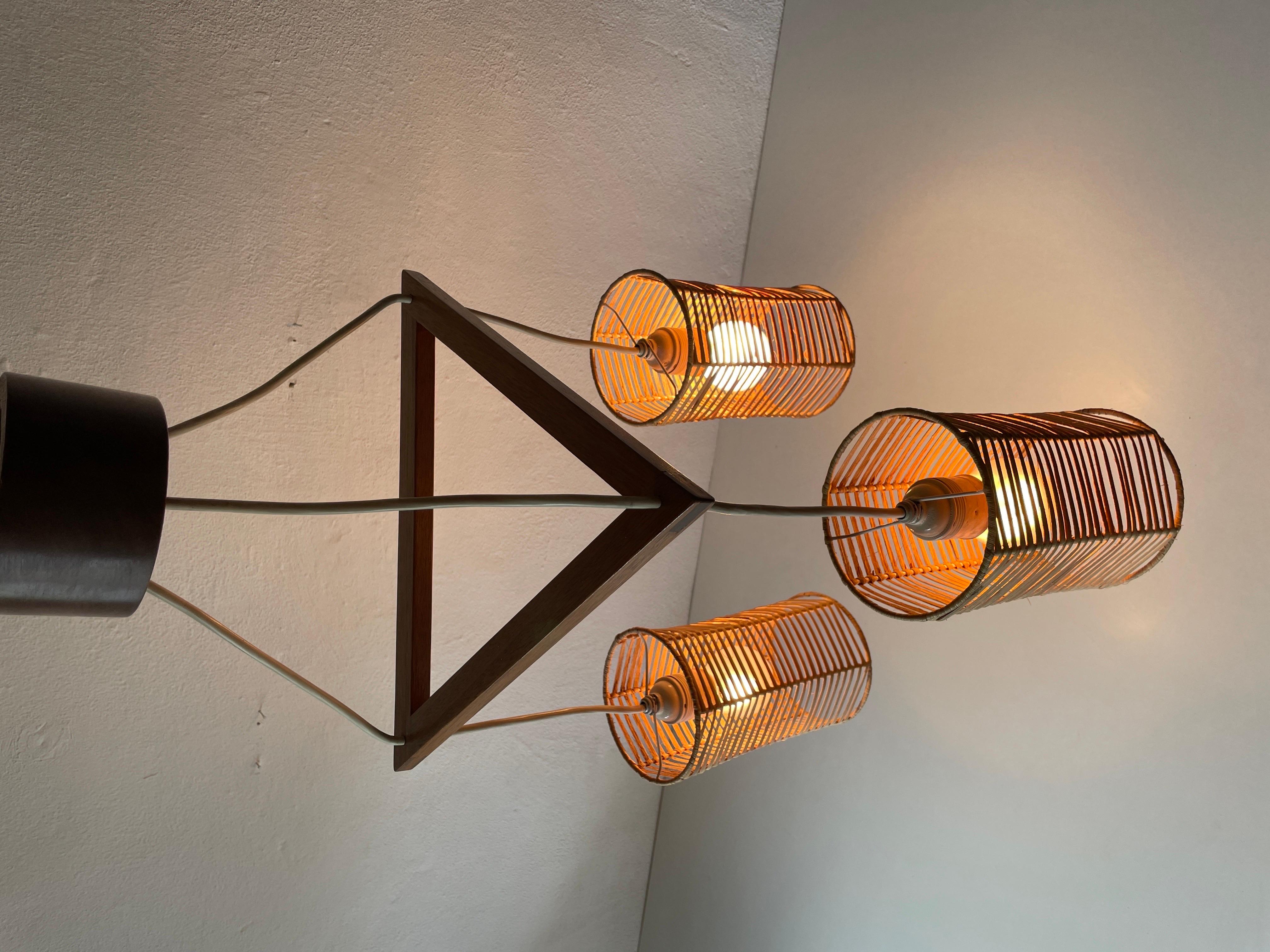 Lampe à suspension à trois abat-jour en osier et bois, années 1960, Allemagne en vente 3