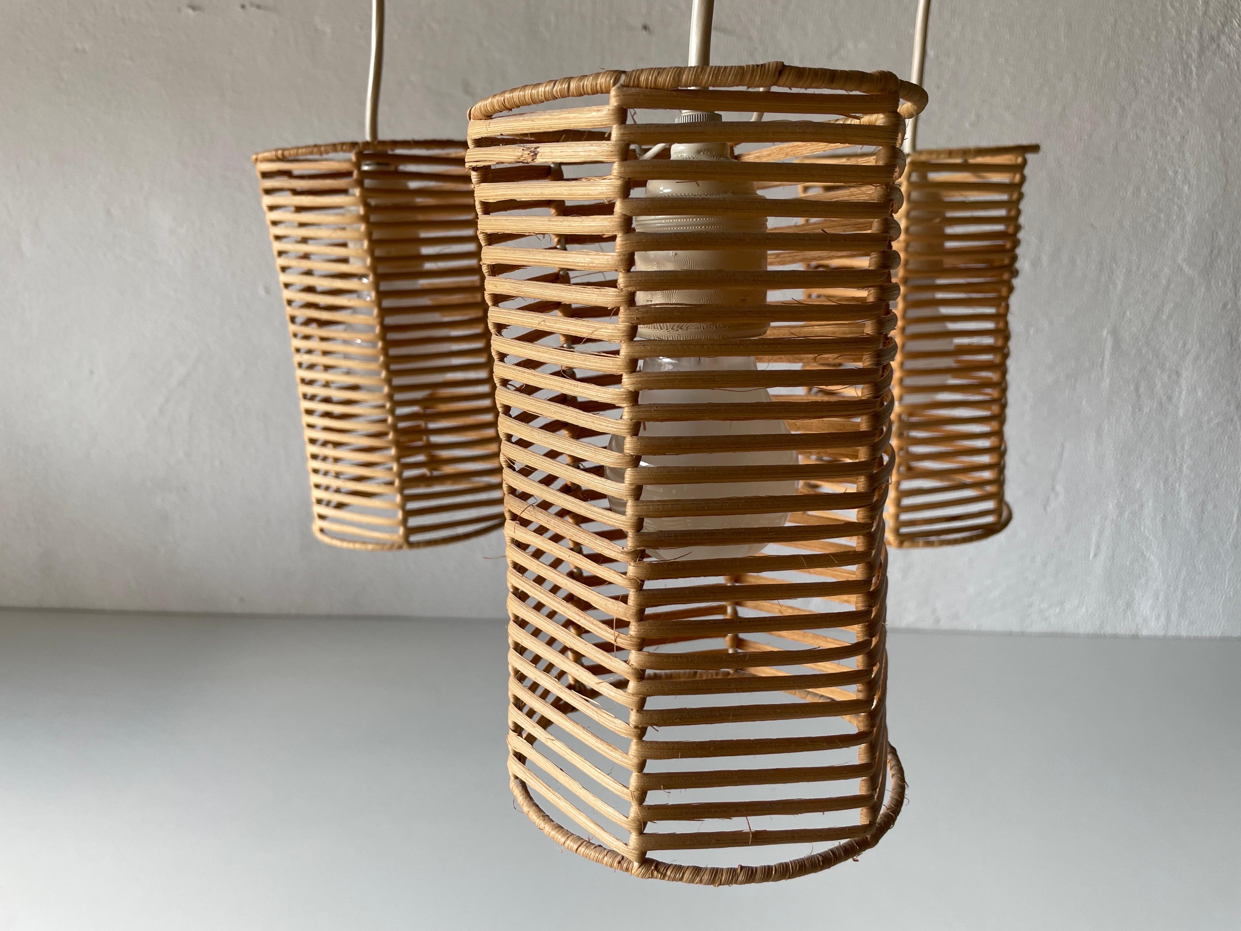 Triple Shade Wicker and Wood Pendant Lamp, 1960s, Germany In Excellent Condition For Sale In Hagenbach, DE