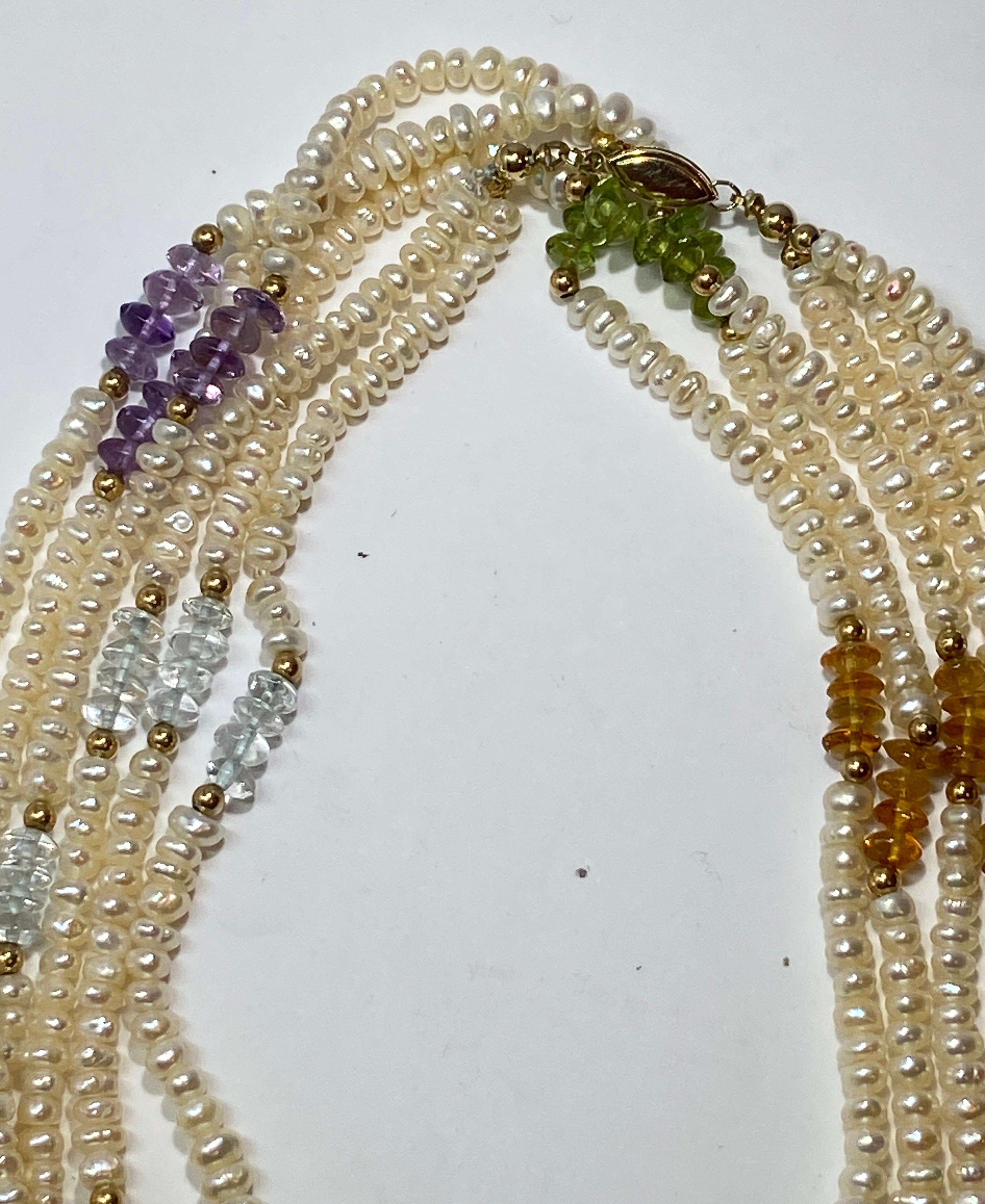 Triple-Strand Pearls with Semi-Precious Stones And Gold Hardware Necklace In Good Condition For Sale In New York, NY