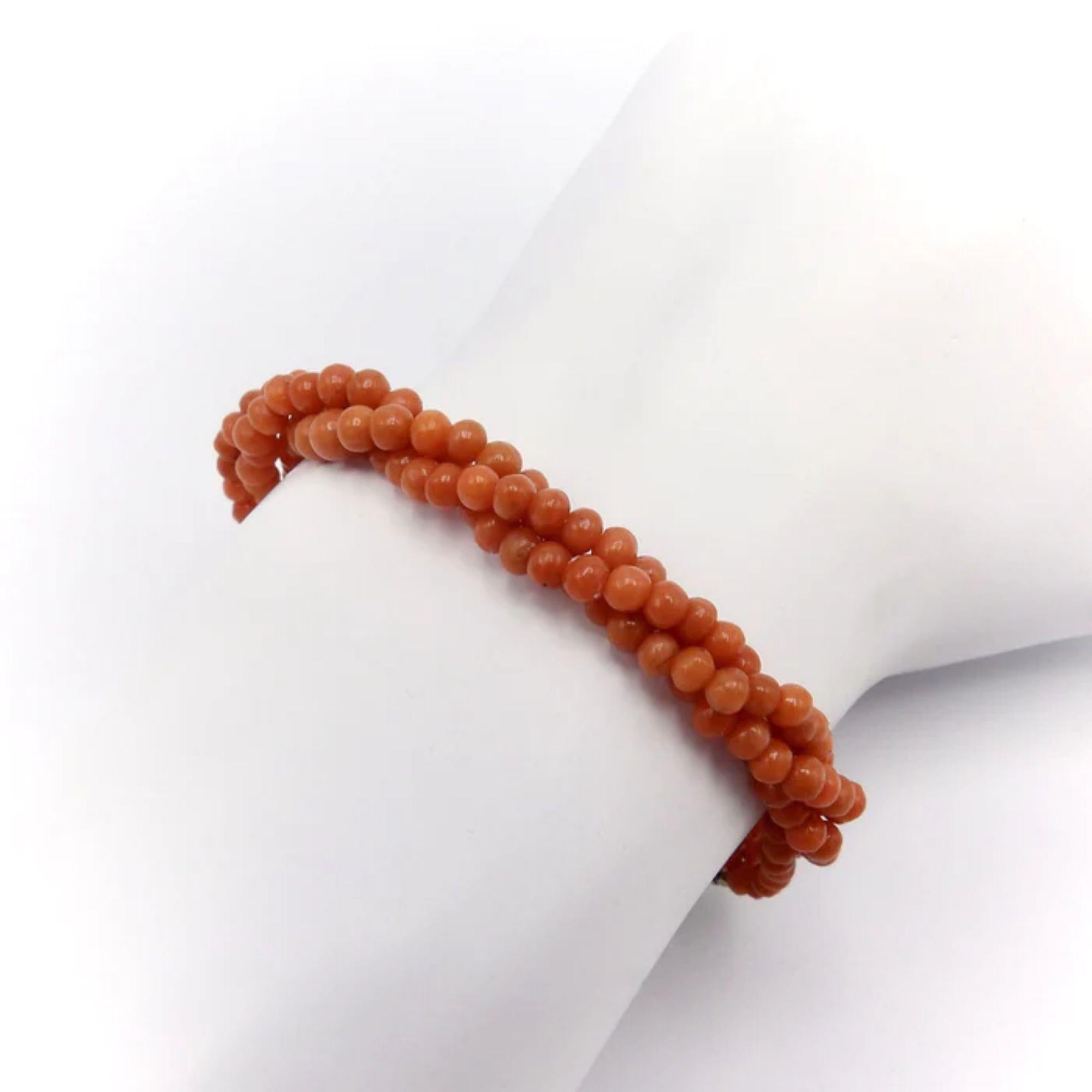 Triple Strand Victorian Salmon Coral Bracelet with 14K Gold Clasp, Circa 1900 For Sale 1