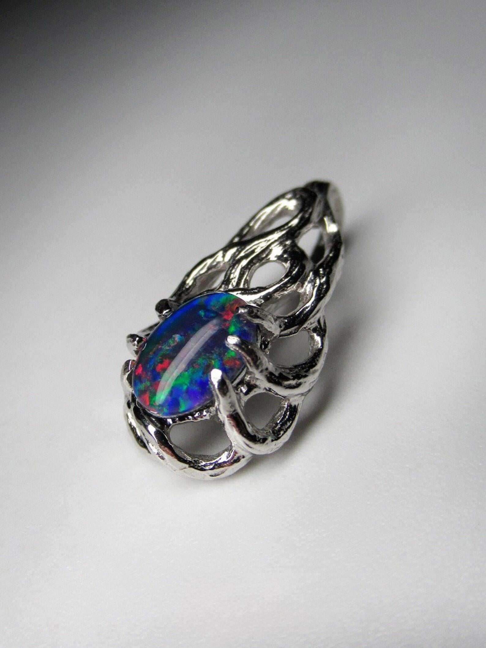 Ciondolo d'argento con opale tripletta Gemma naturale multicolore arcobaleno rosso blu in vendita 2