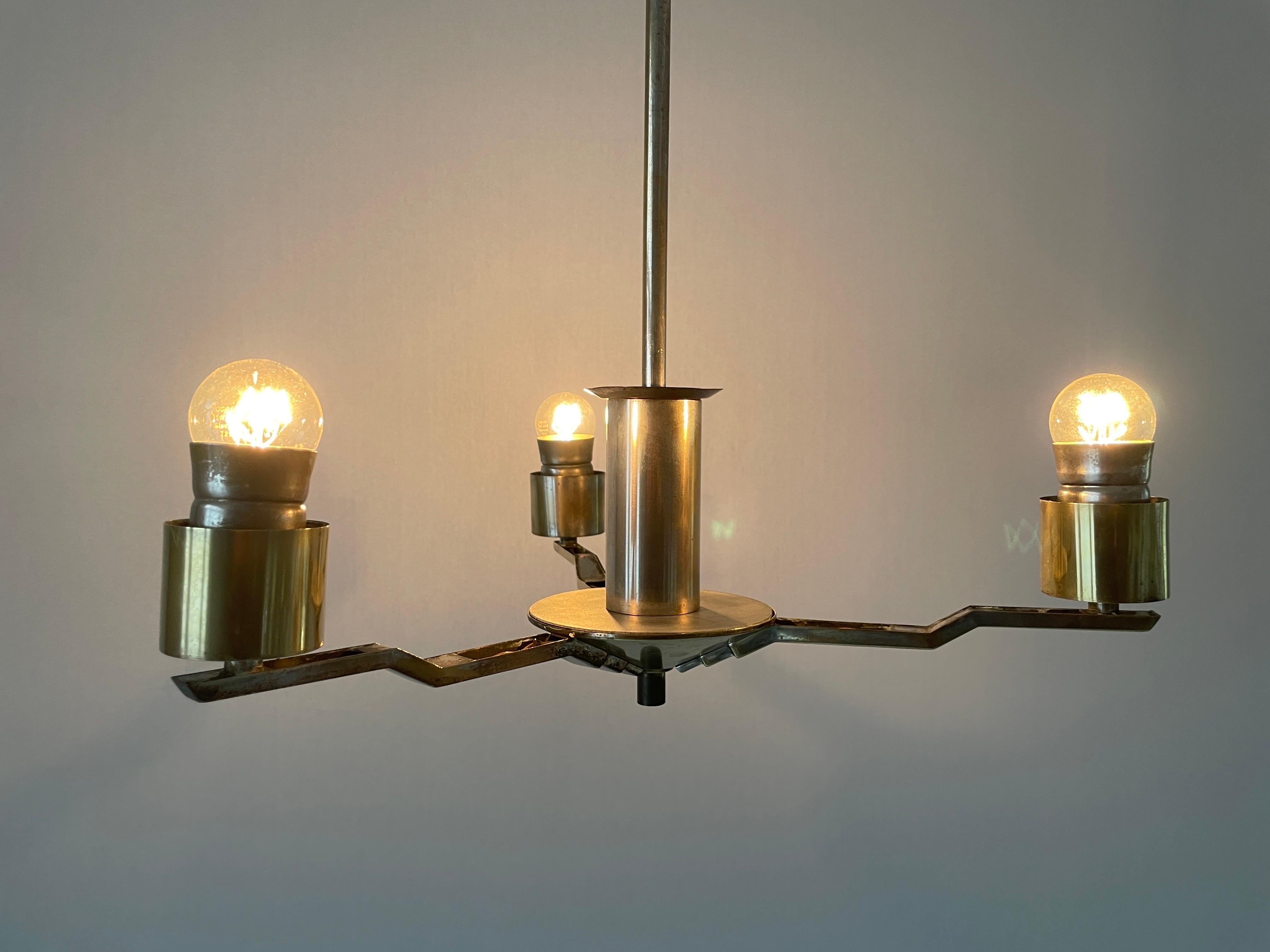 Lampada a sospensione Art Deco con paralume triplo in vetro e ottone, anni '40, Germania in vendita 5