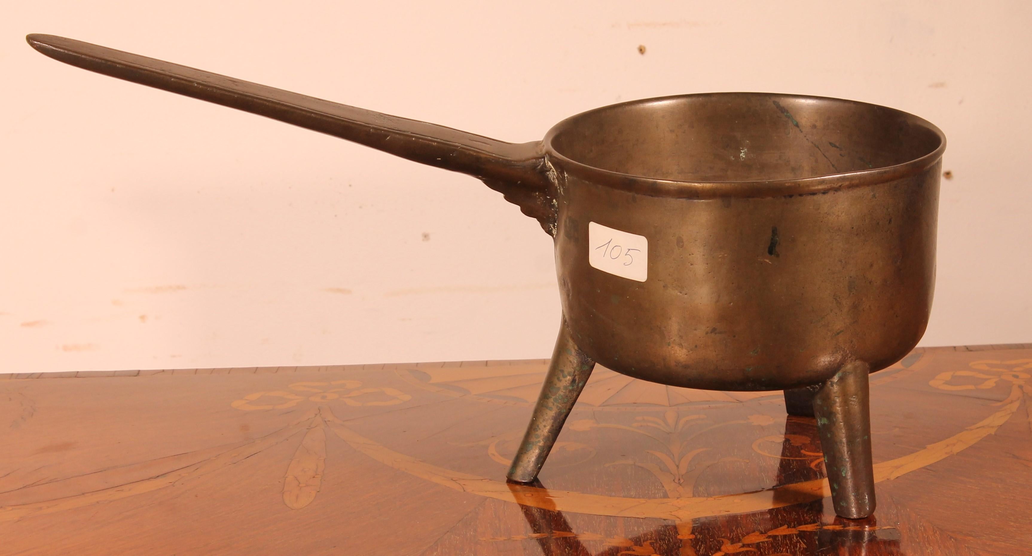 British Tripod Apothecary Skillet from the 18th Century England For Sale