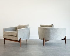 Tripod Barrelback Lounge Chairs in Greige Linen, C. 1950s