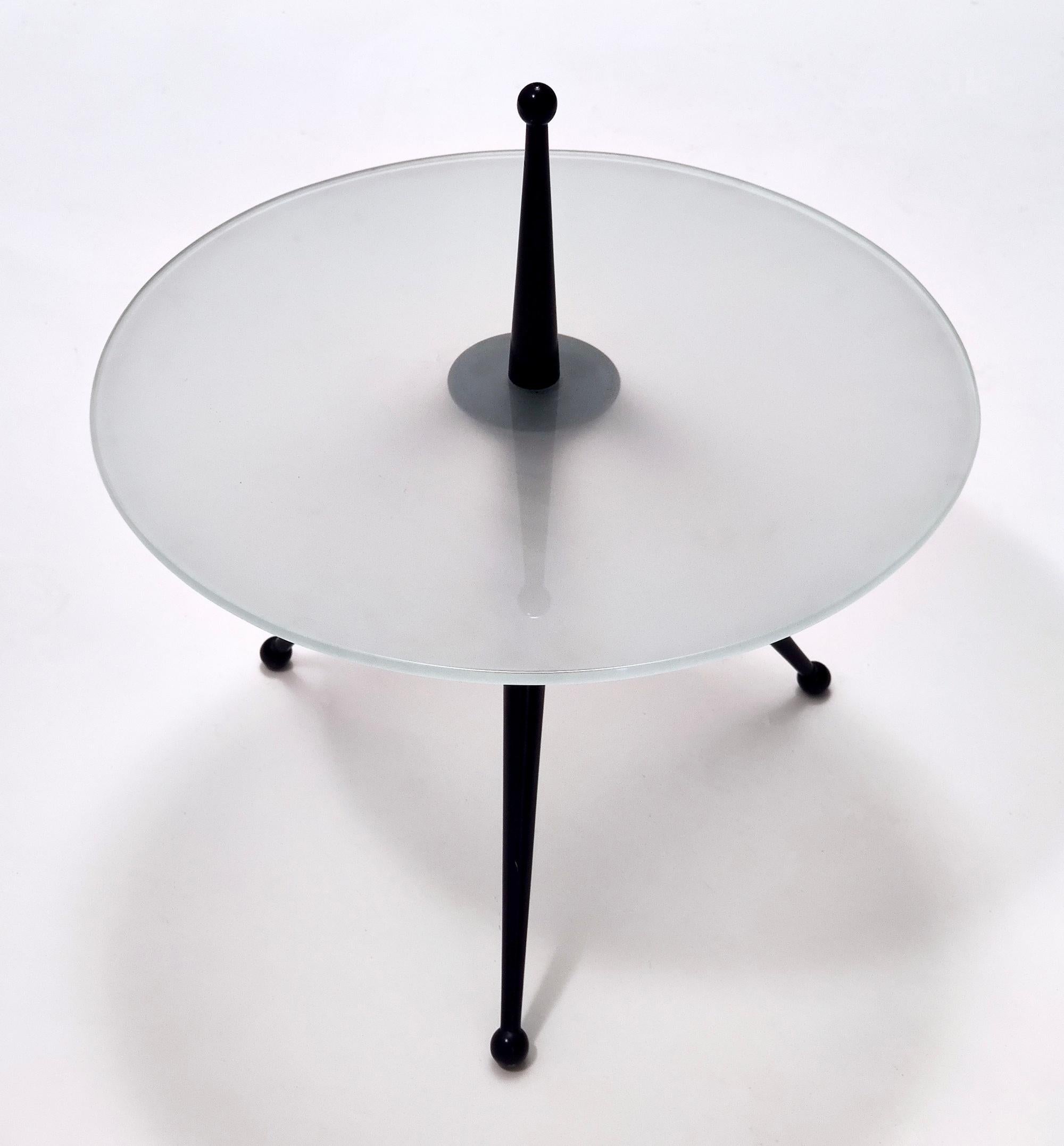 Late 20th Century Tripod Beech and Glass Side Table in the Style of Cesare Lacca, Italy, 1980s For Sale