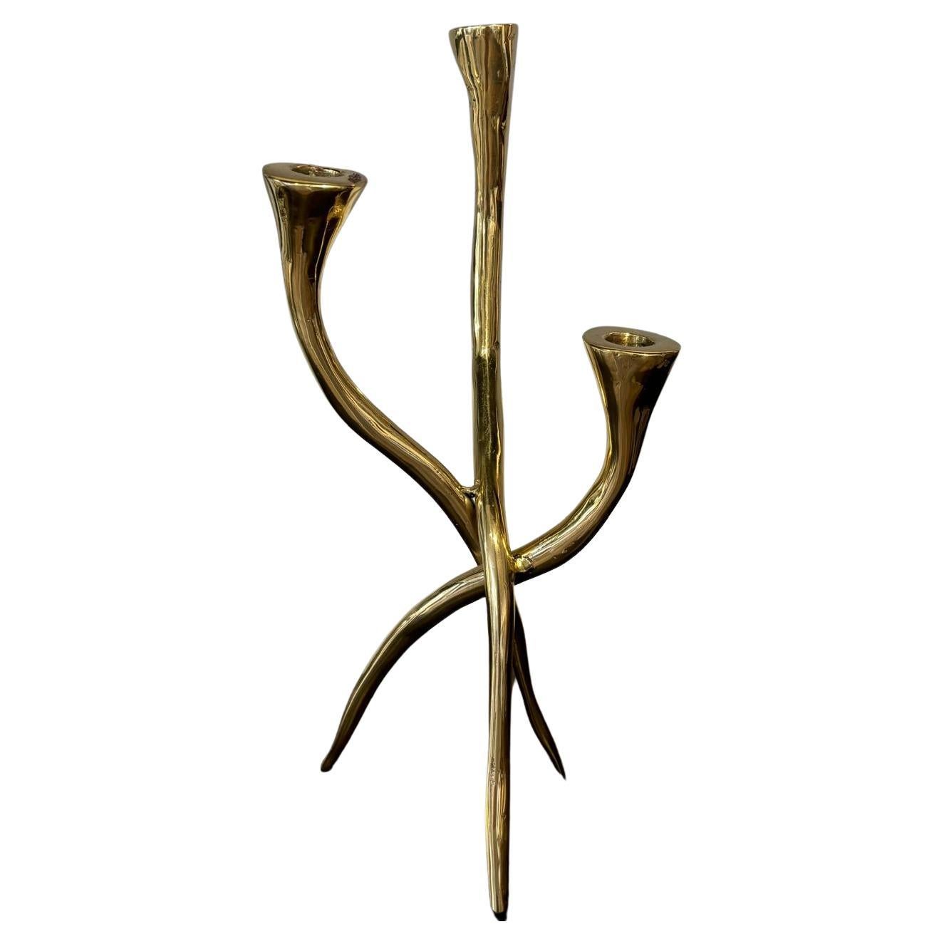 Ottone Candelabro a treppiede G023 fuso a mano in ottone da David Marshall in vendita