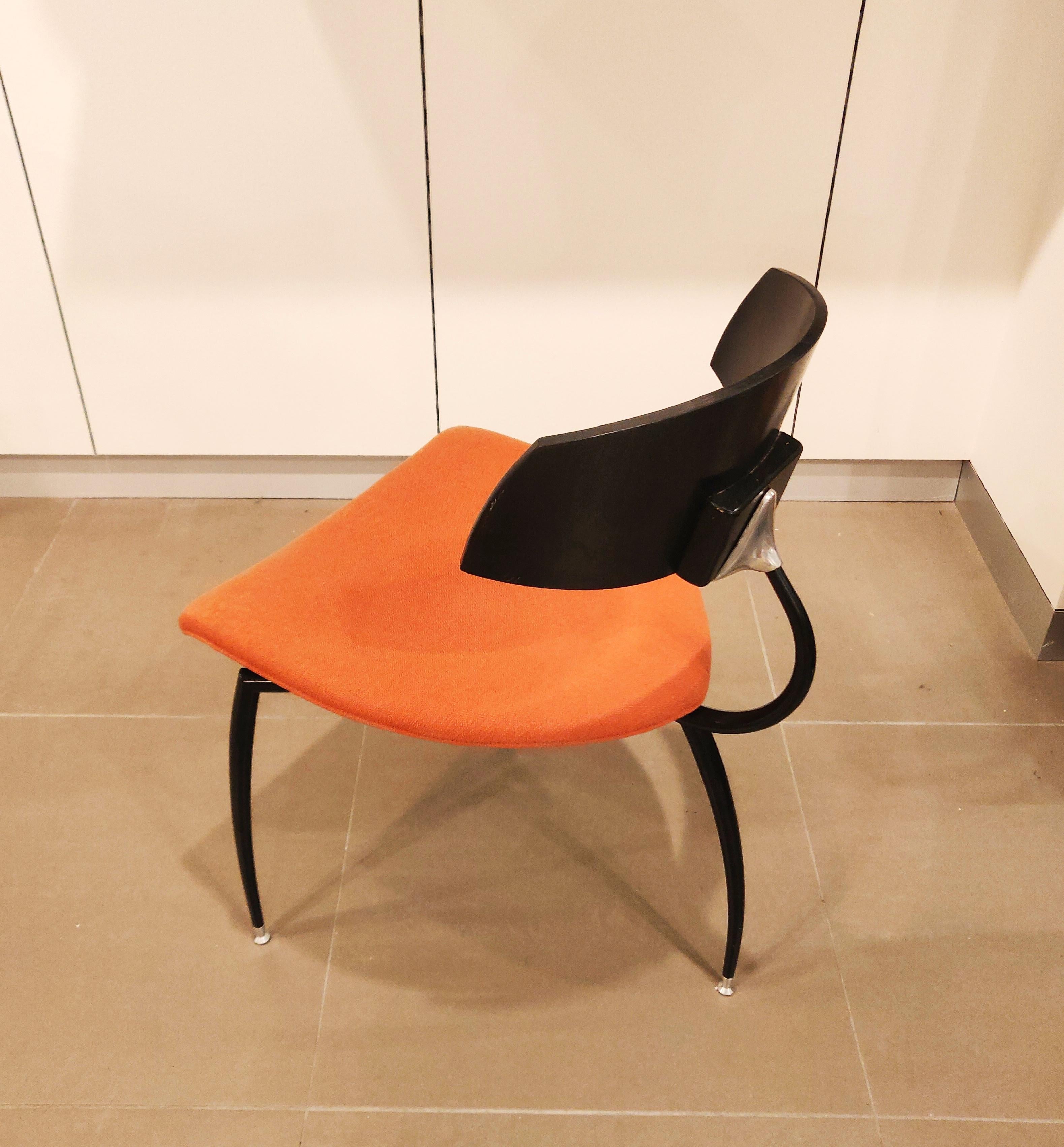 Dreibein-Stuhl von Lande, niederländisches Design, 1980er Jahre im Zustand „Gut“ im Angebot in MIJDRECHT, NL
