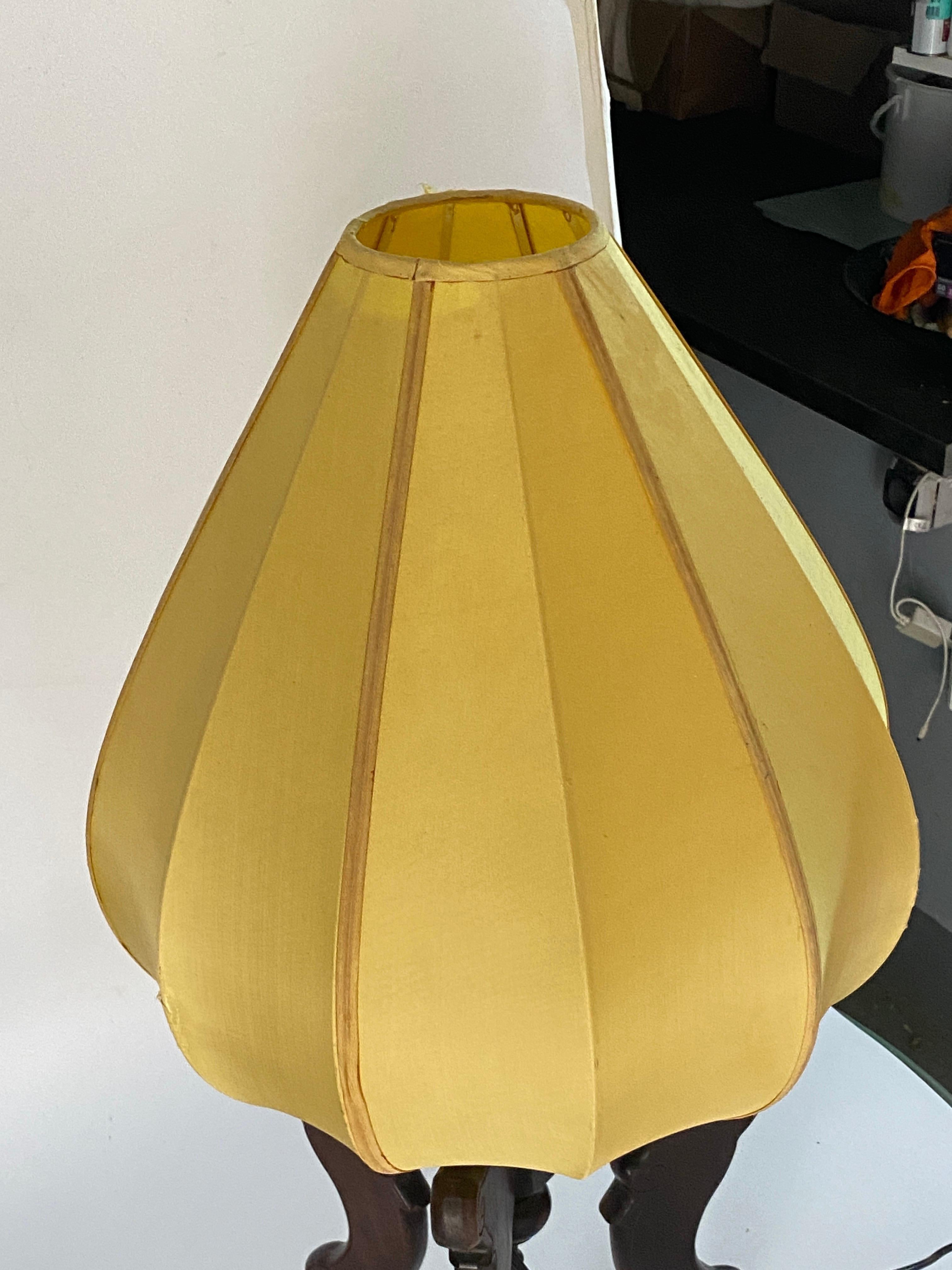 Tripod Chinese Floor Lamp, Fabric and Wood, Brown and Yellow, China, Circa 1950 In Good Condition In Auribeau sur Siagne, FR