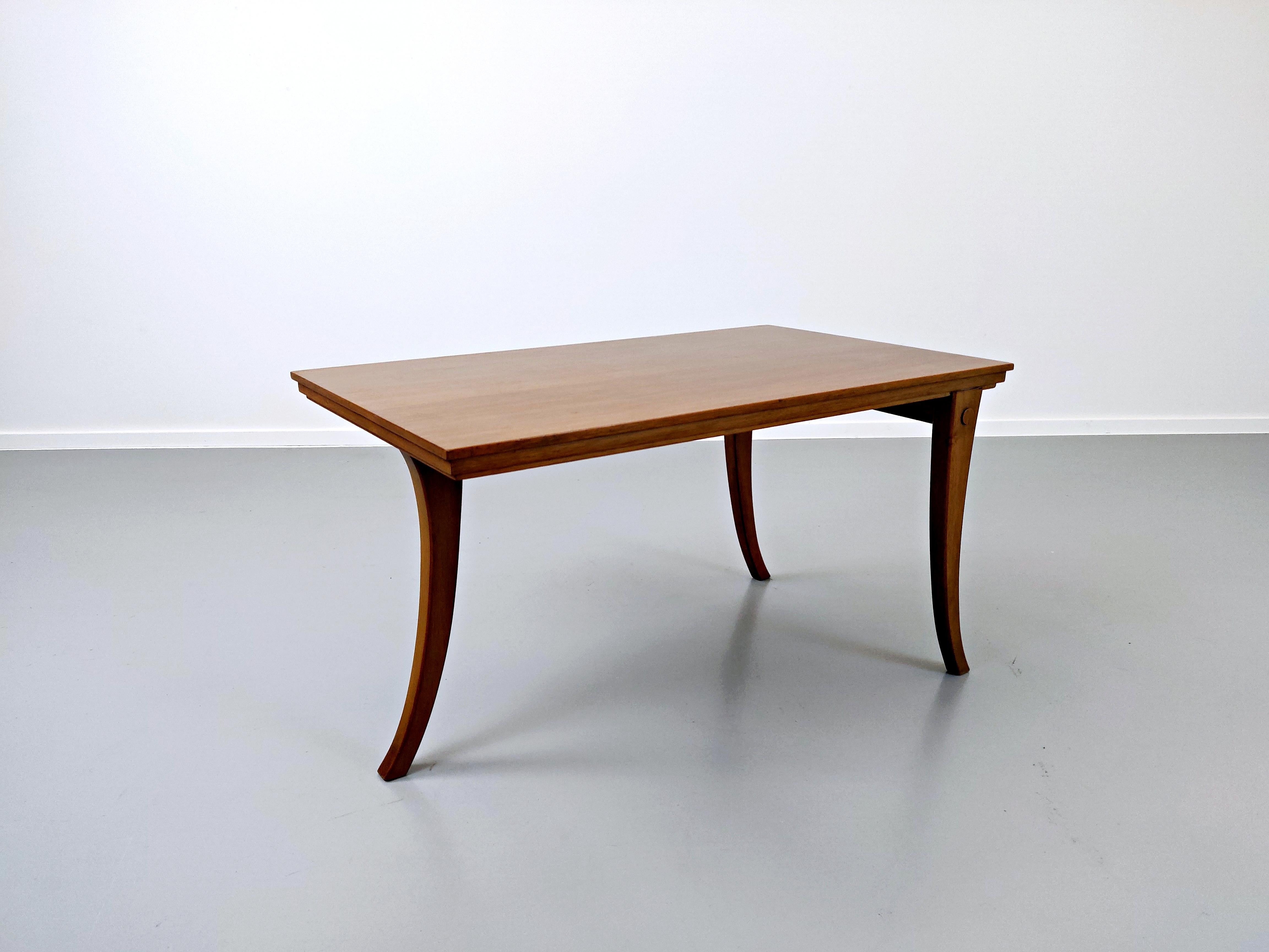 Tripod coffee table by T.H. Robsjohn-Gibbings for Saridis.