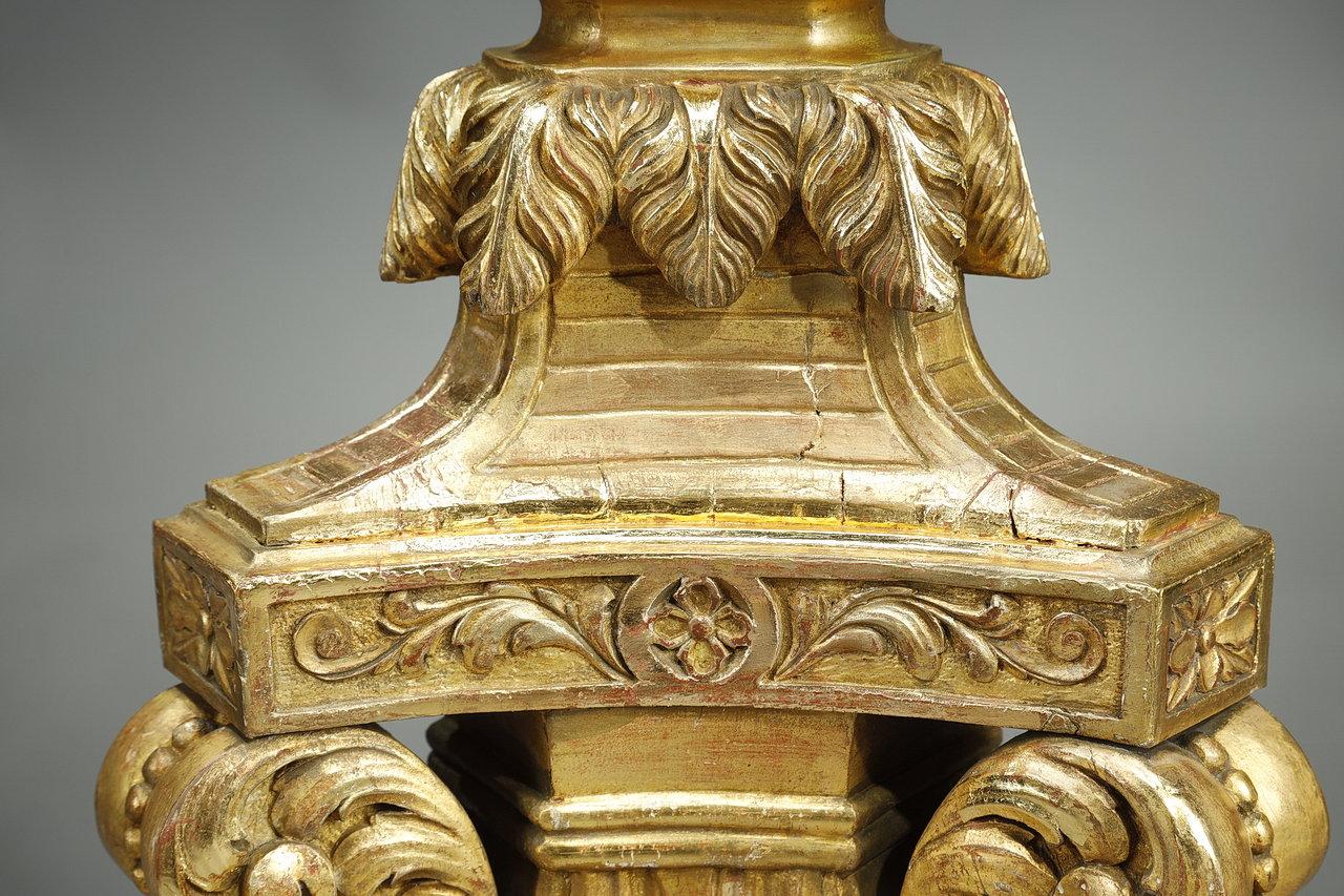 colonne tripode en bois doré du 19ème siècle de style Louis XIV en vente 10