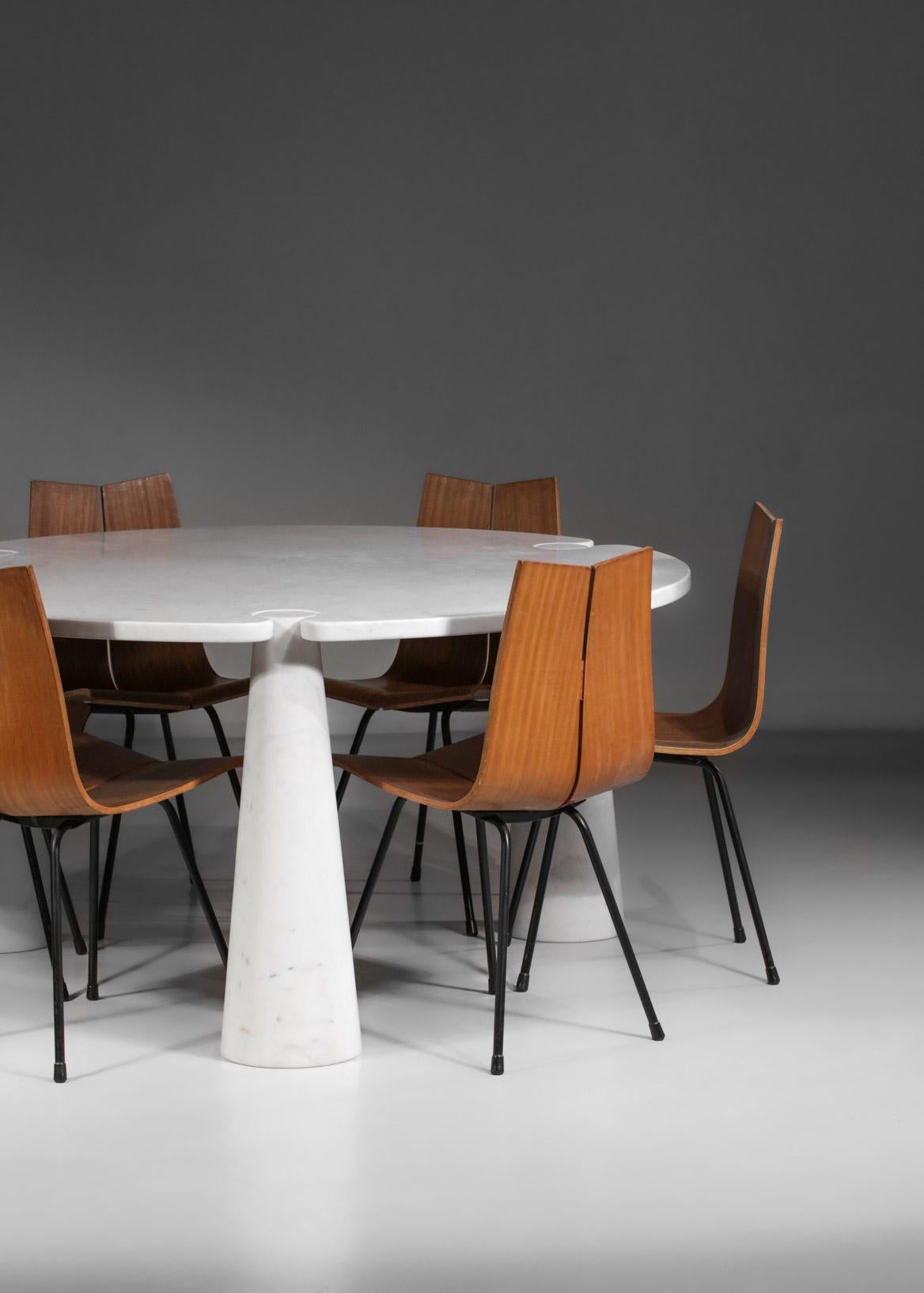 Tripod Dining Table in Carrara Marble Angelo Mangiarotti Model Eros For Sale 3