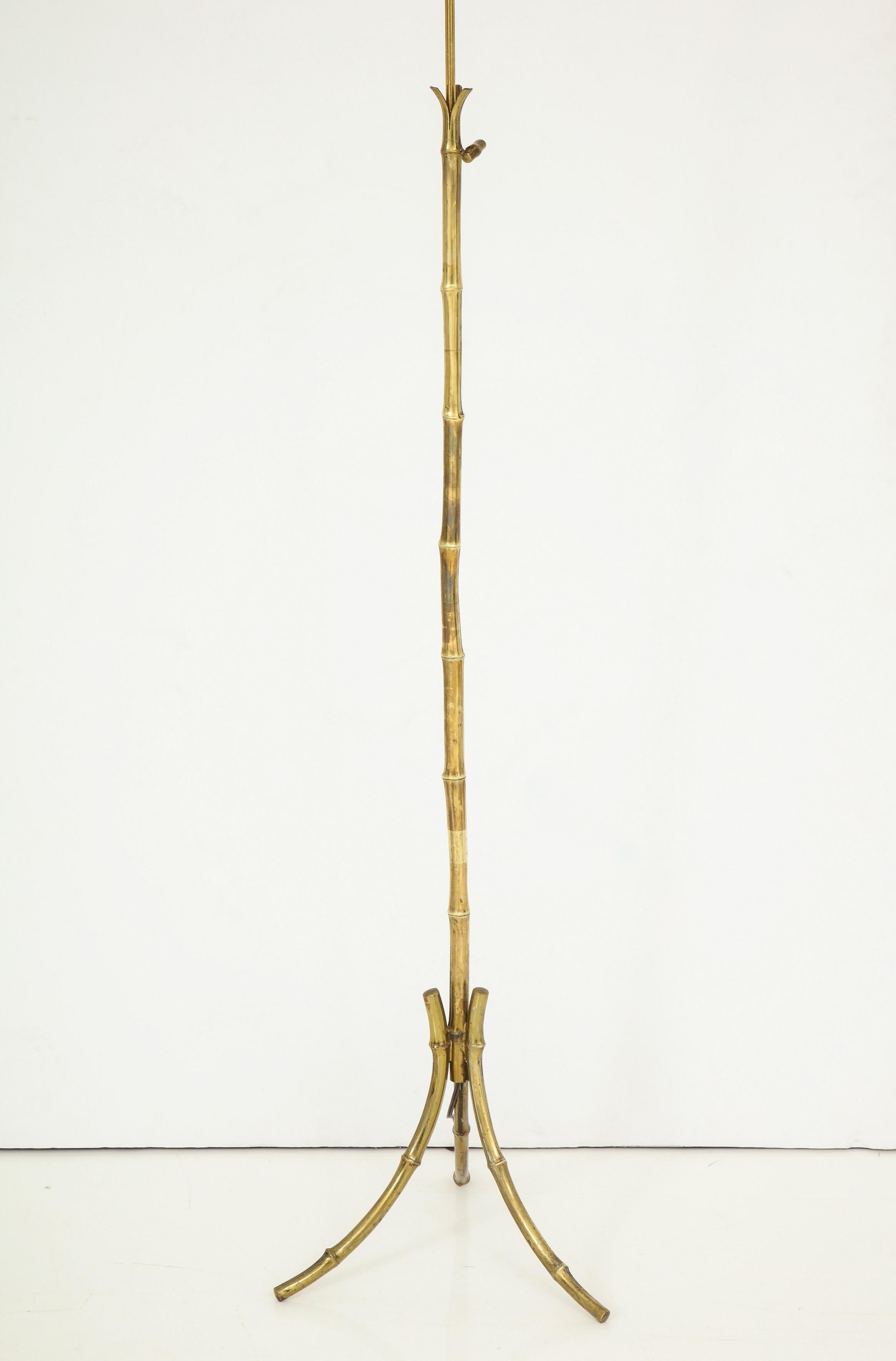 Tripod Faux Bamboo Floor Lamp by Maison Baguès, France, 1960s In Good Condition For Sale In New York, NY