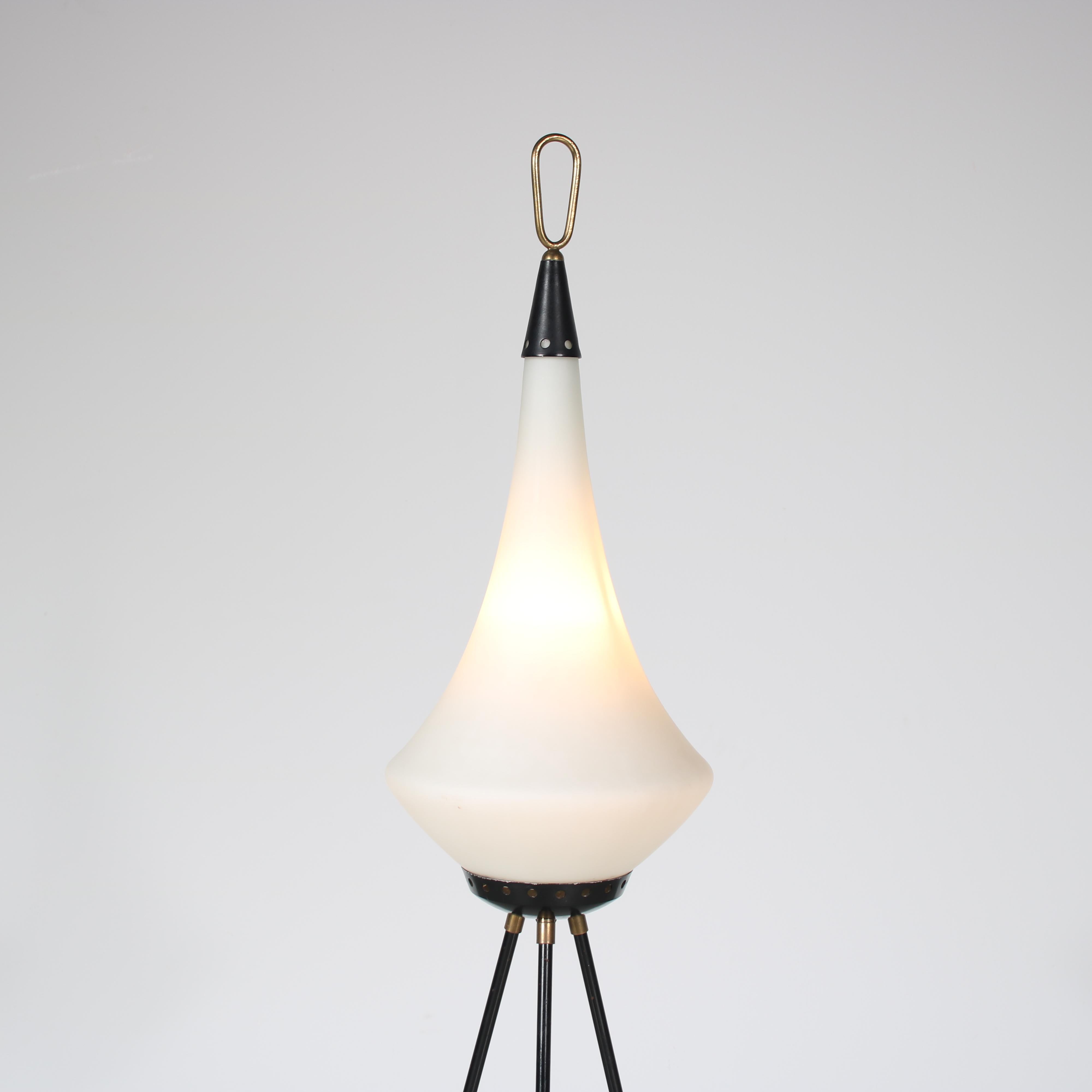 Tripod floor lamp by Stilnovo, Italy 1950 For Sale 1