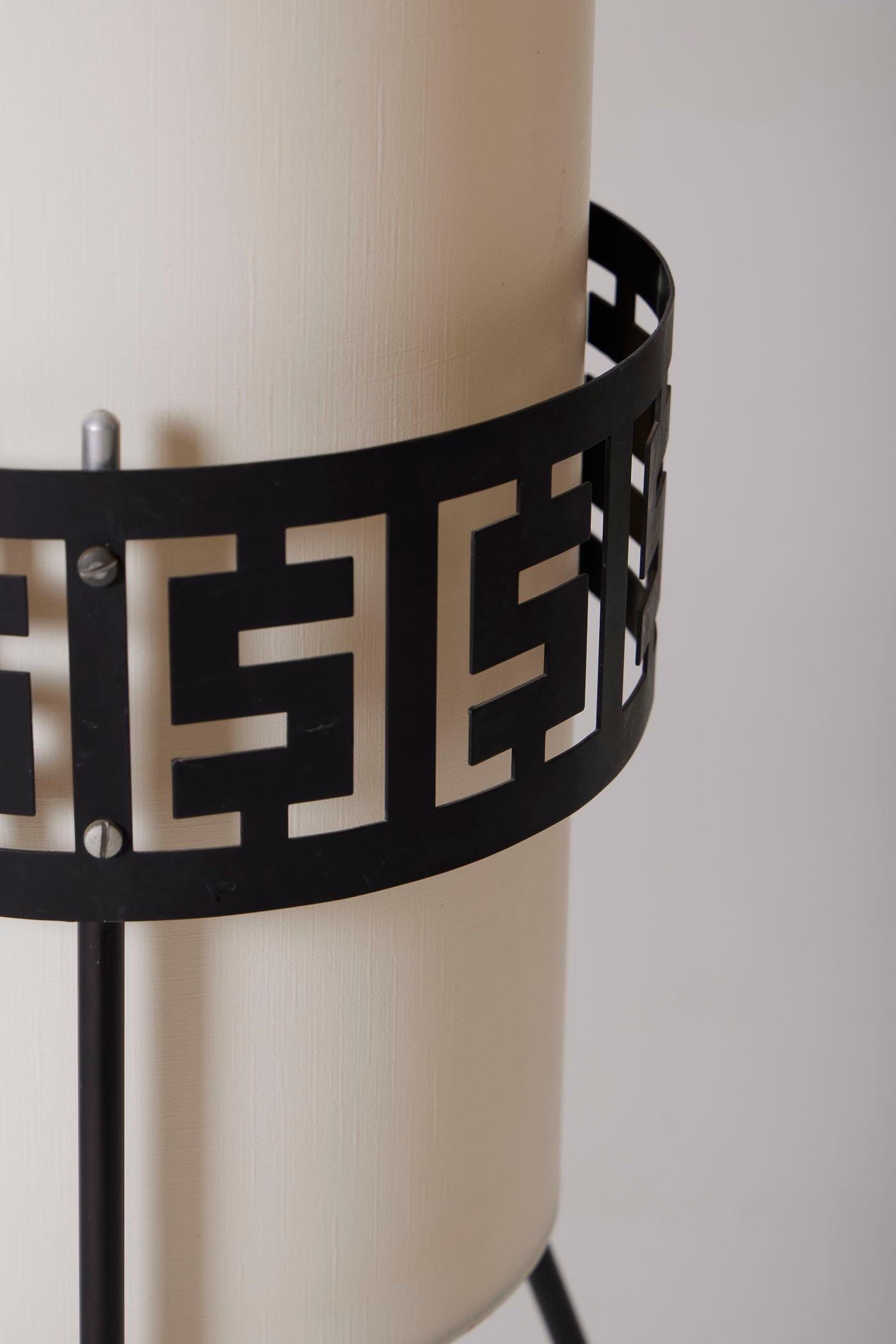 Tripod floor lamp 5