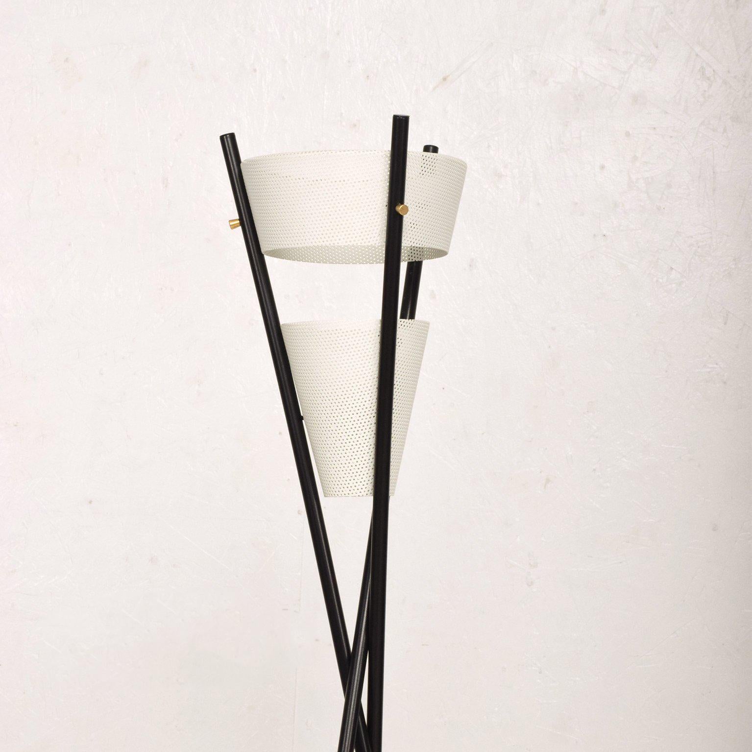 paul mccobb lamp