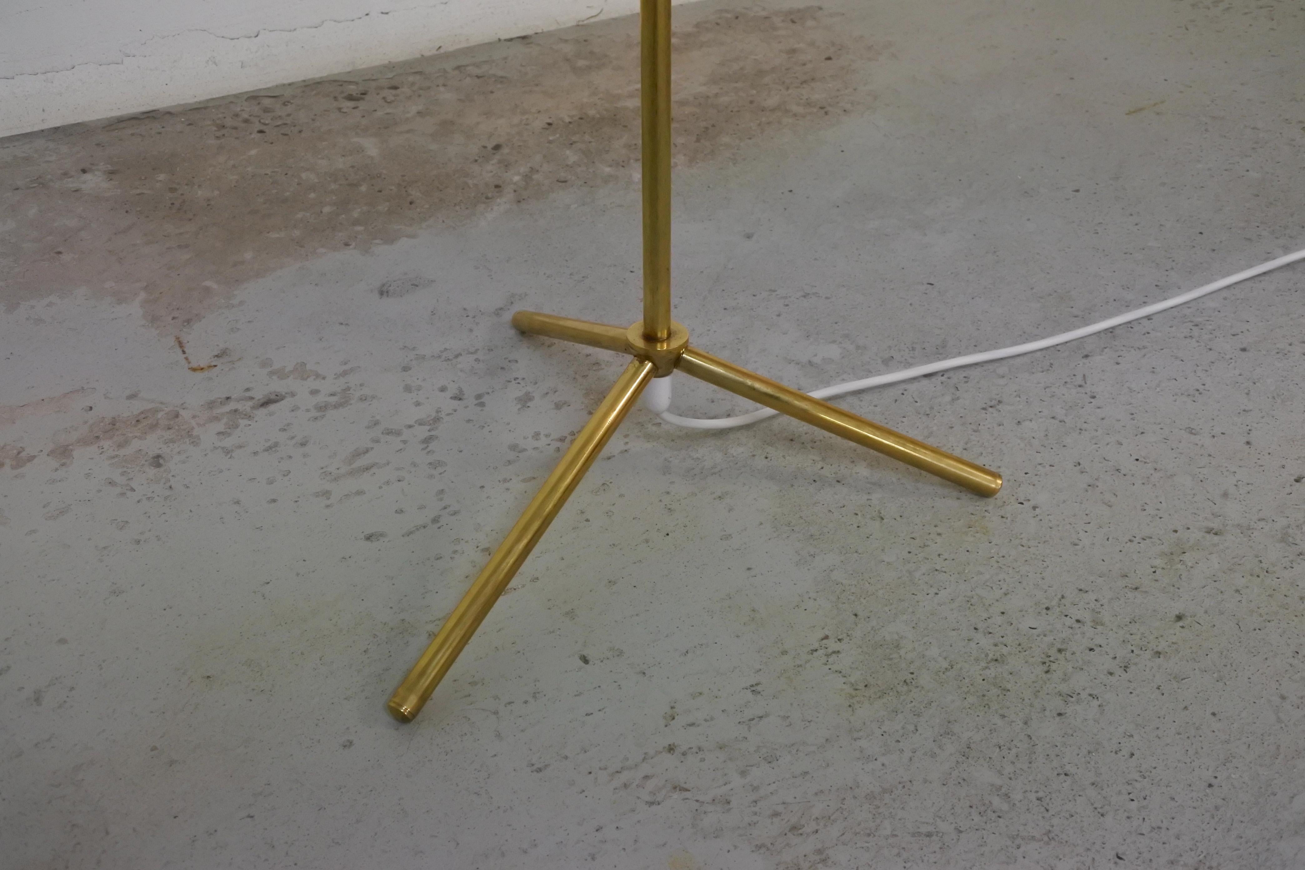 Tripod Floor Lamps in Brass by Lisa Johansson-Pape & Orno, Finland 1950s For Sale 4