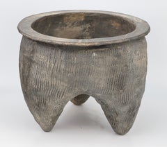 Tripod in the shape of a bronze vessel li, Zhou or Shang dynasty