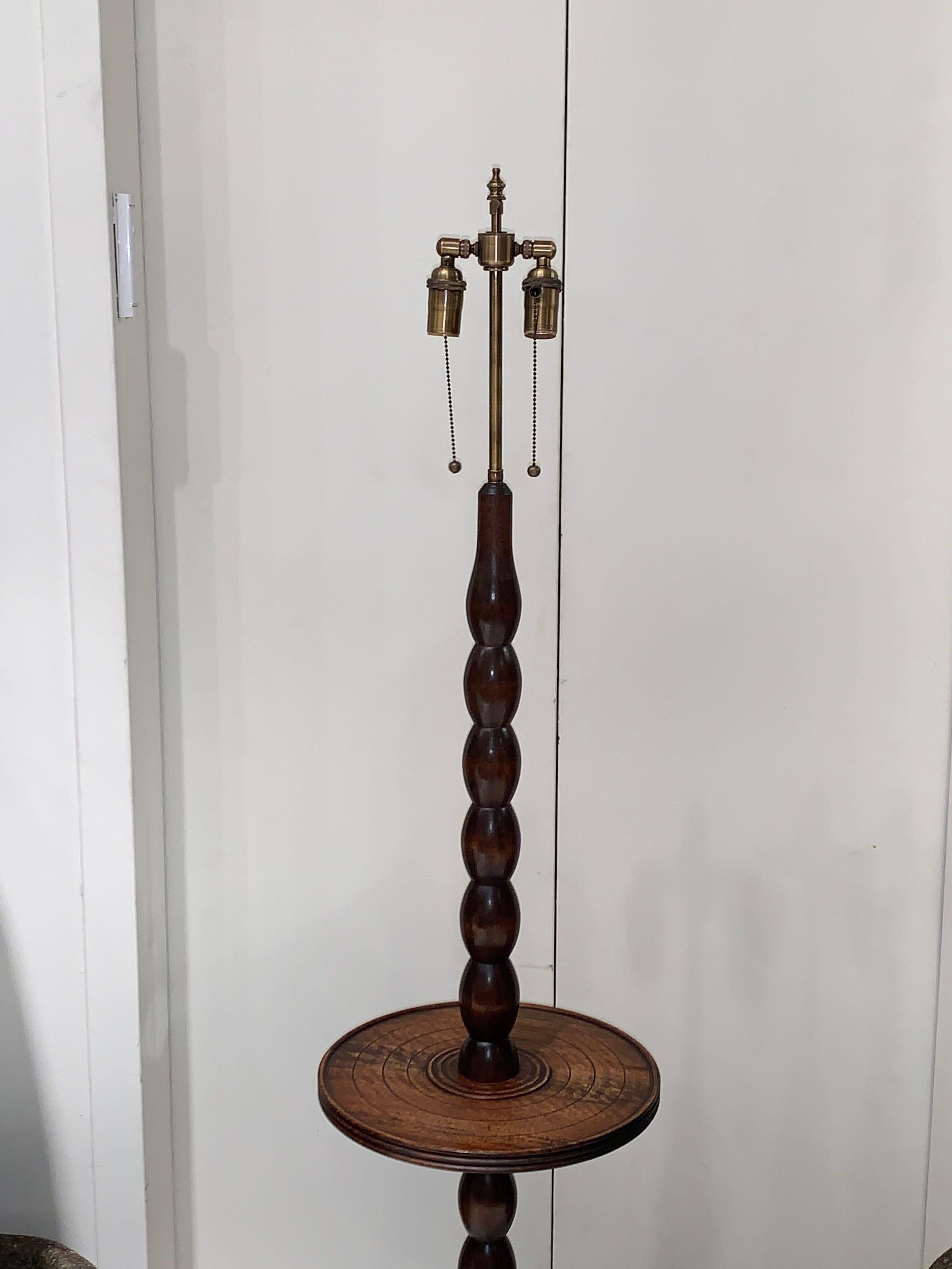 Tripod Leg Bobbin Floor Lamp with a Table, England, 1930s In Good Condition In New York, NY