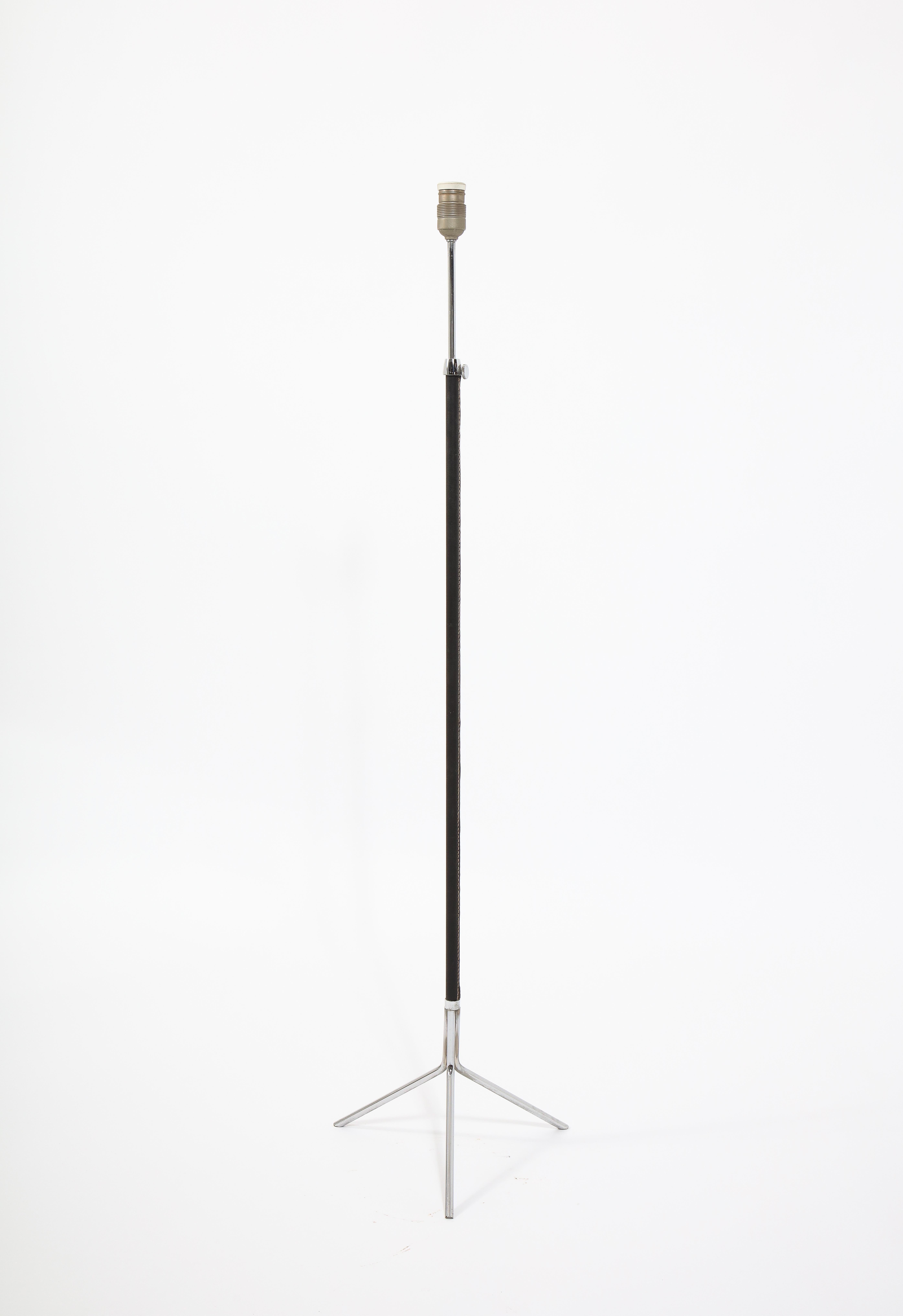 Tripod Nickel and Stitched Leather Standing Lamp after Adnet, France 1950's For Sale 2