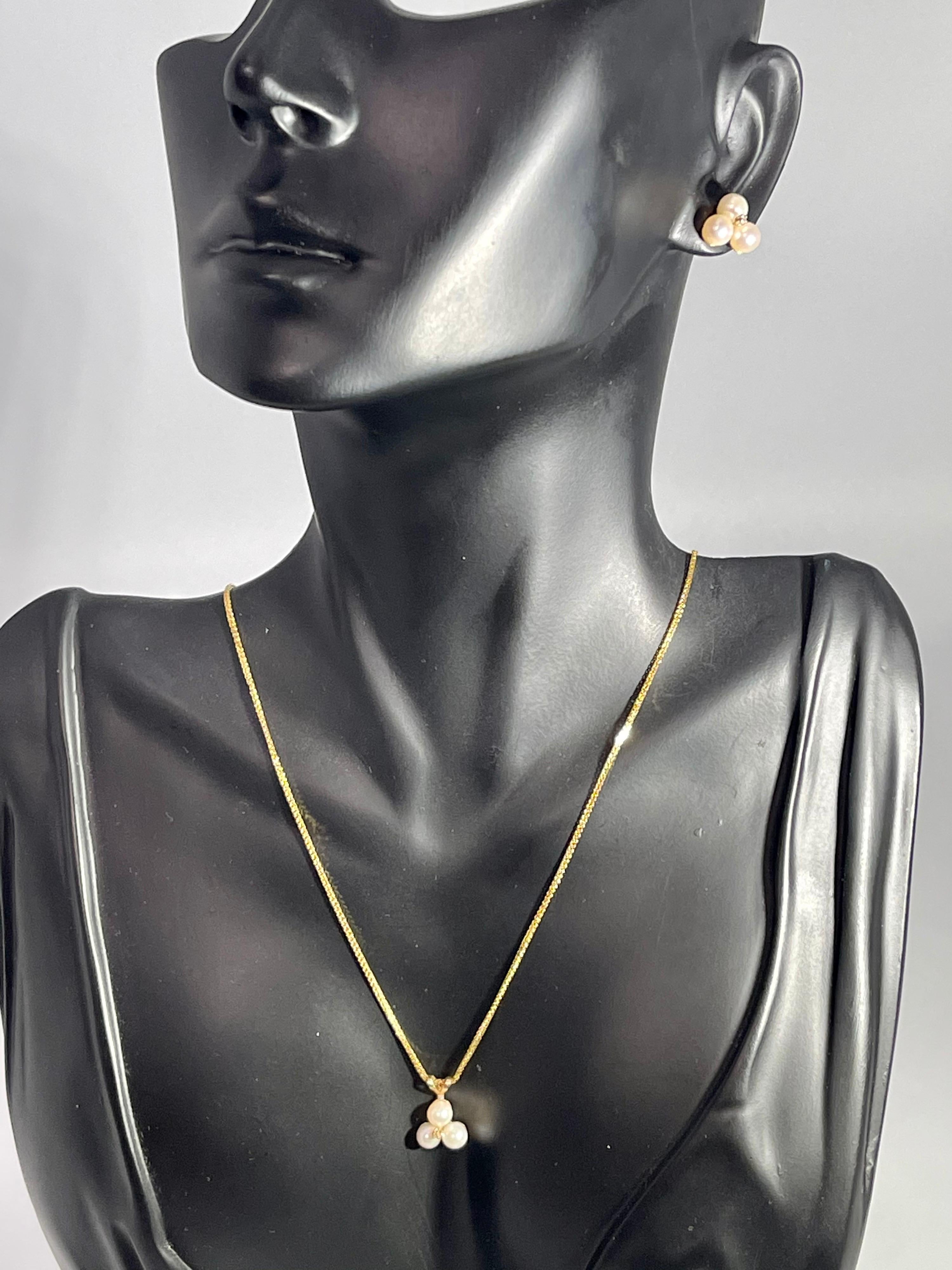 Tripod Pearl Earring with Matching Pendant & 14 Karat Yellow Gold Chain Set For Sale 9