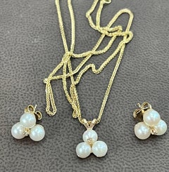 Tripod Pearl Earring with Matching Pendant & 14 Karat Yellow Gold Chain Set