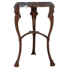 Mesa trípode con pedestal