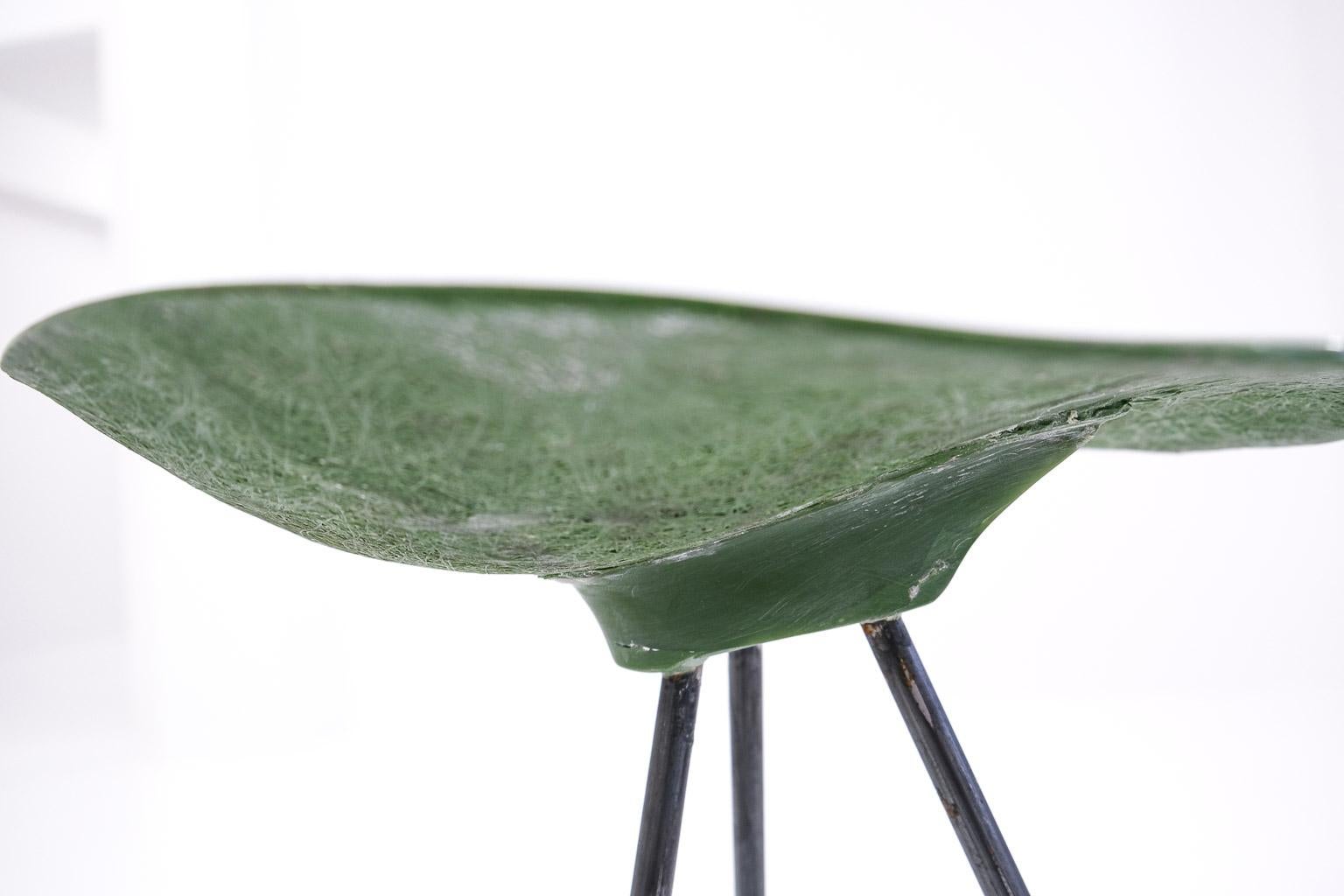 Mid-20th Century Tripod stool by Jean Raymond Picard/Jean-René Picard for S.E.T.A., France, 1955 For Sale
