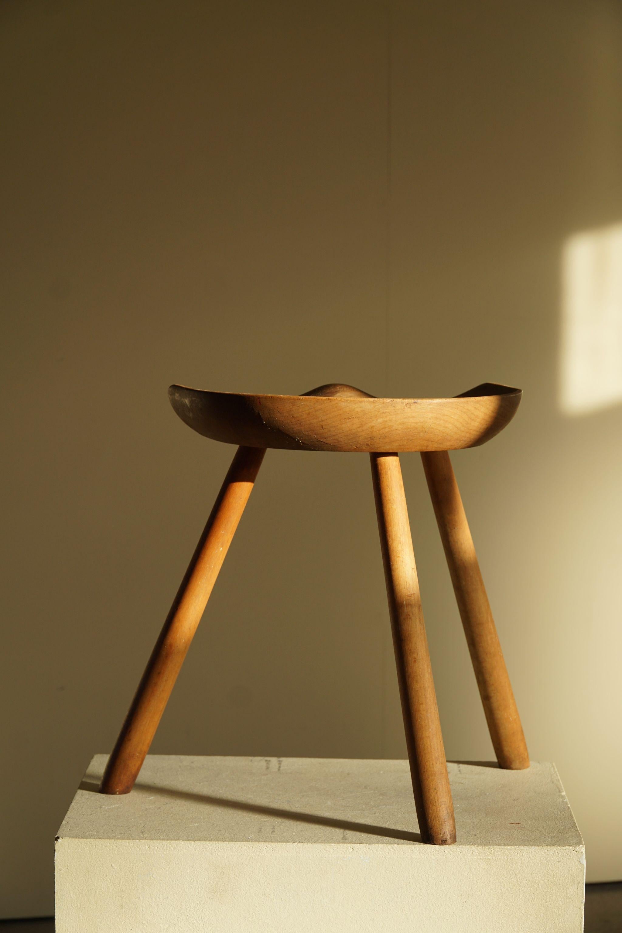Tripod Stool in Solid Beech Wood, by Danish Cabinetmaker, Mid Century, Ca 1960s For Sale 4