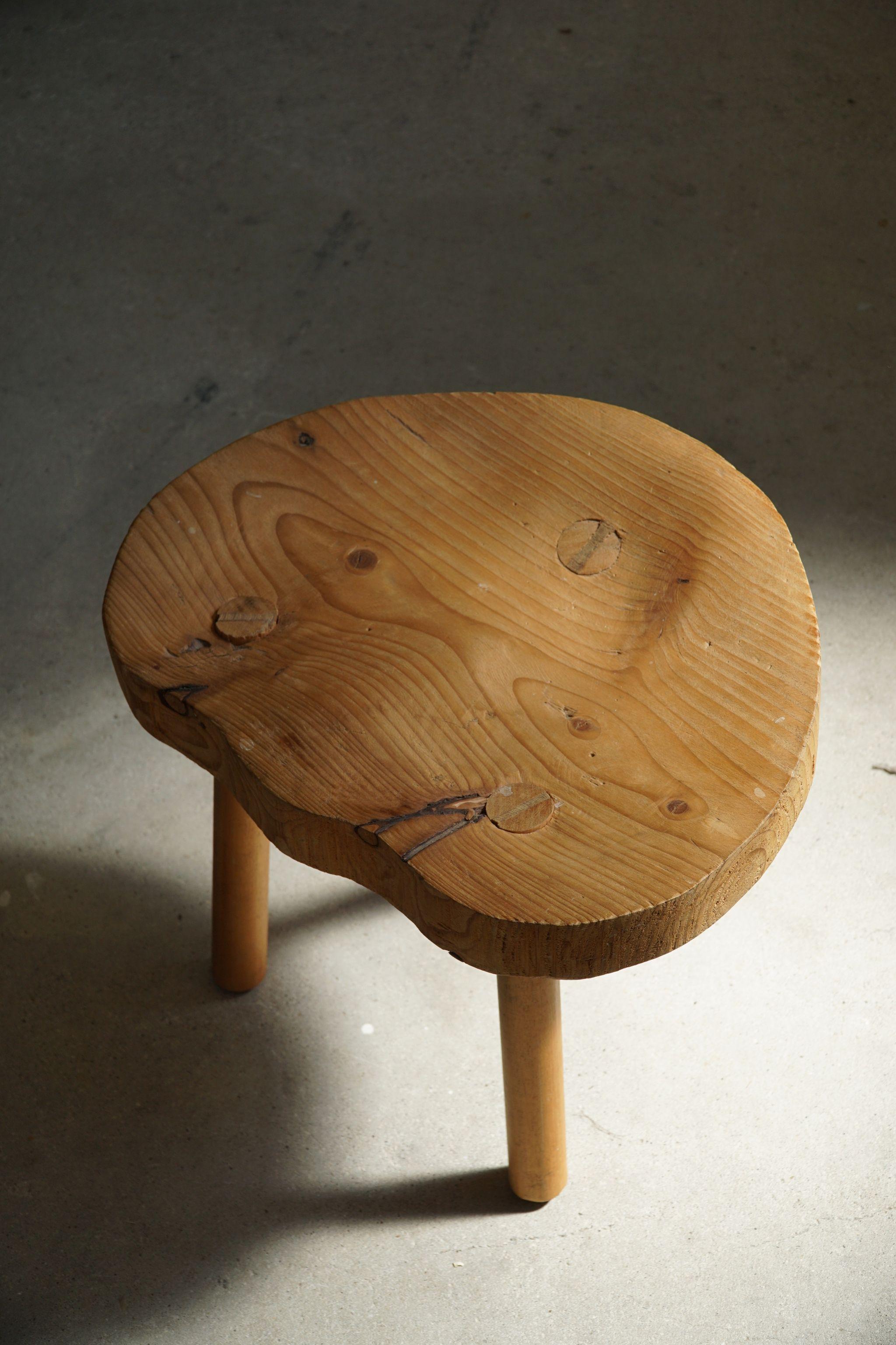 Tripod Stool in Solid Pine Wood, by Swedish Cabinetmaker, Mid Century, Ca 1960s For Sale 2