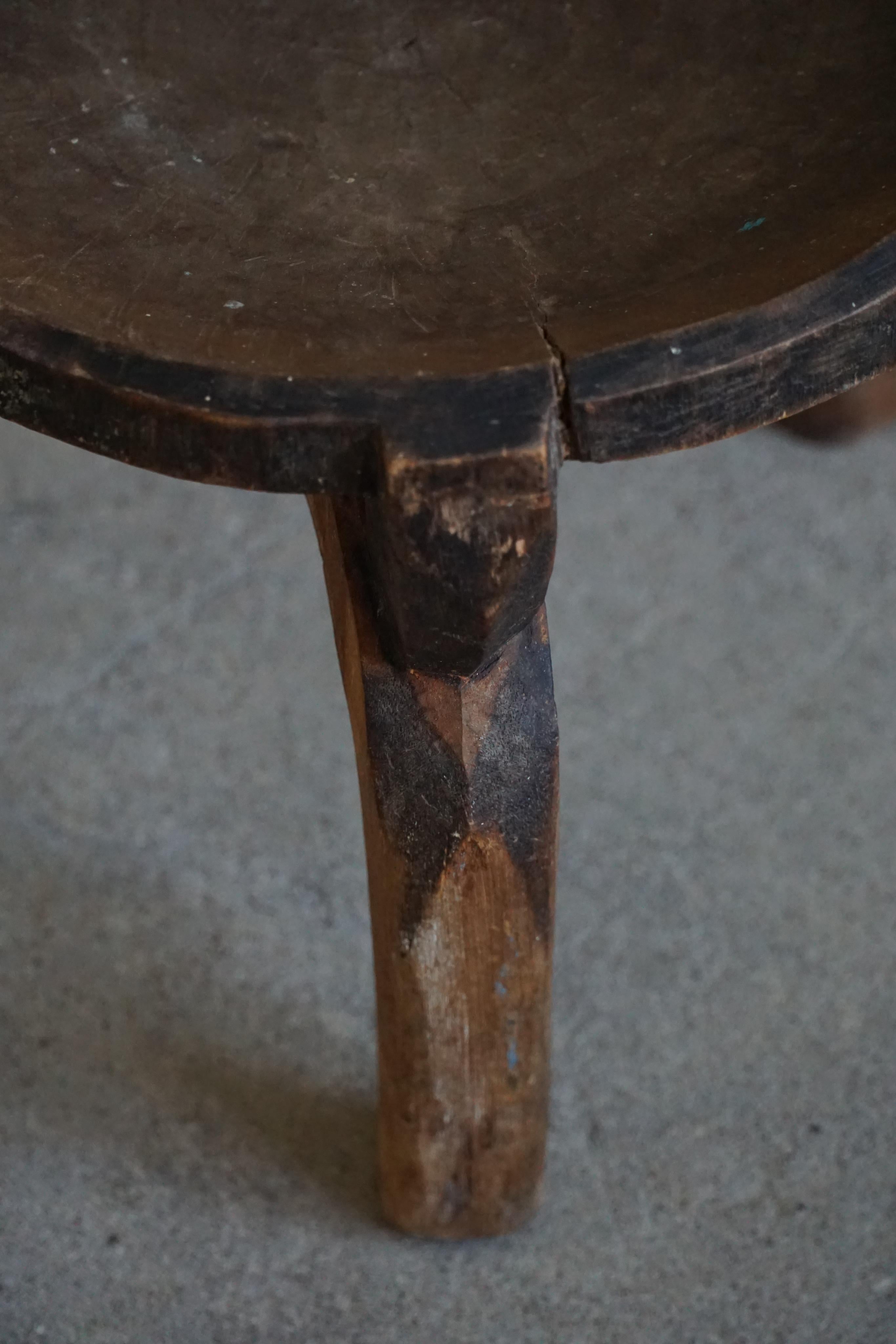 African Tripod Stool / Side Table in Solid Wood, Wabi Sabi Style, Made in Africa, 1950s For Sale