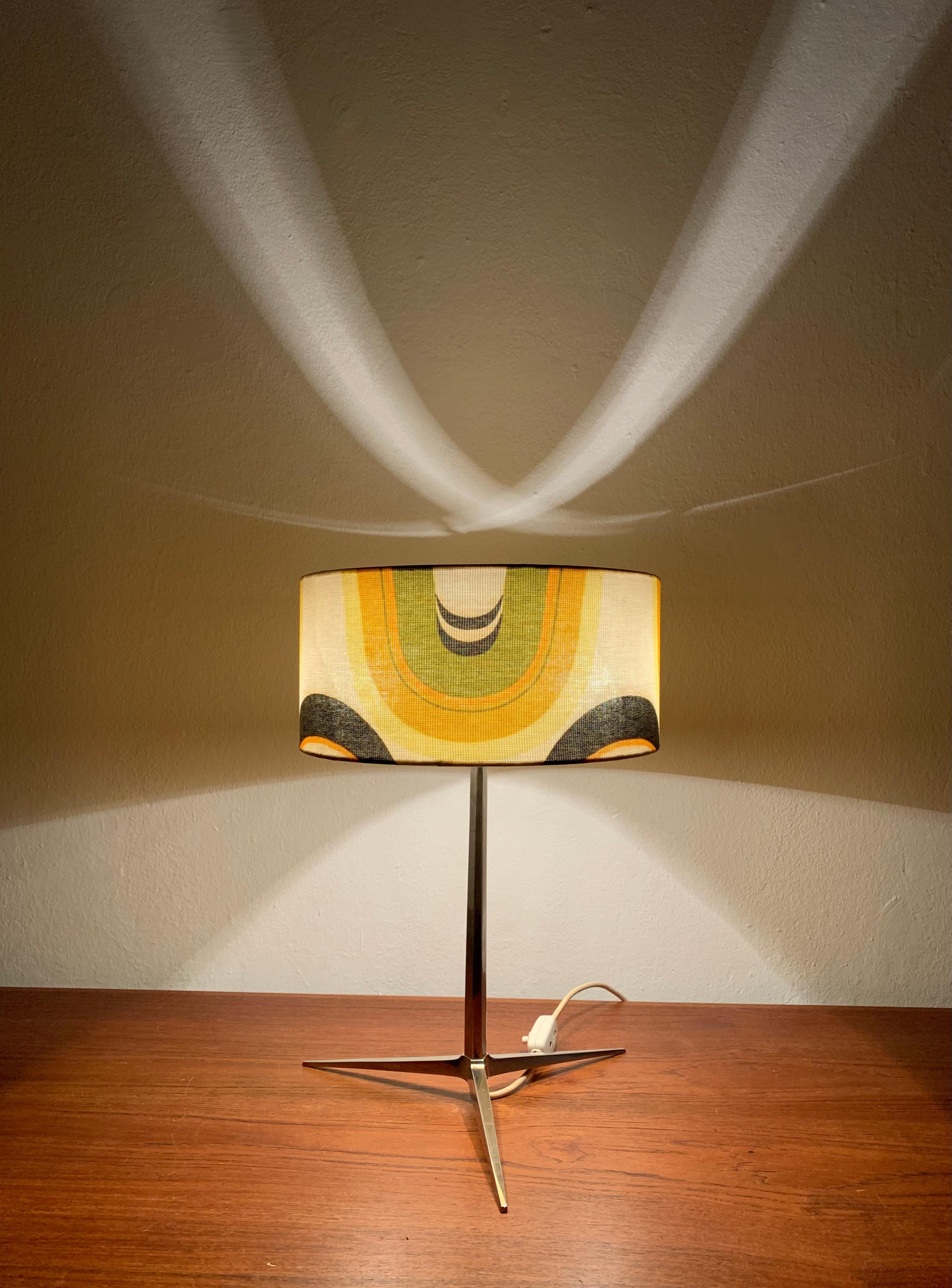 Lampe de table tripode en vente 2