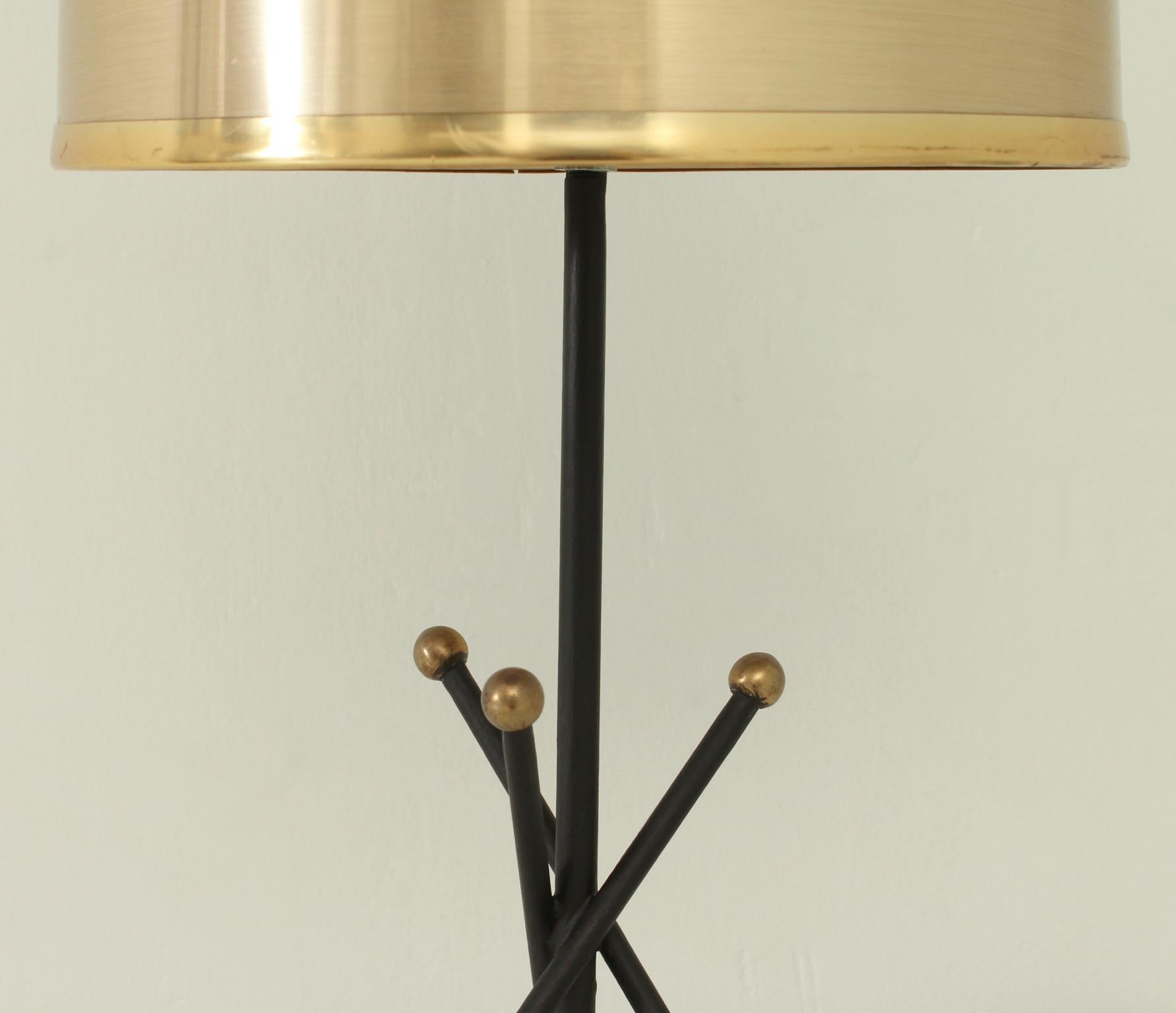 Tripod Table Lamp from 1950's, Spain In Good Condition For Sale In Barcelona, ES