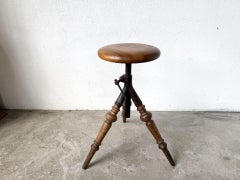 Tripod Workshop Stool in Turned Wood and Cast Iron — Circa 1900