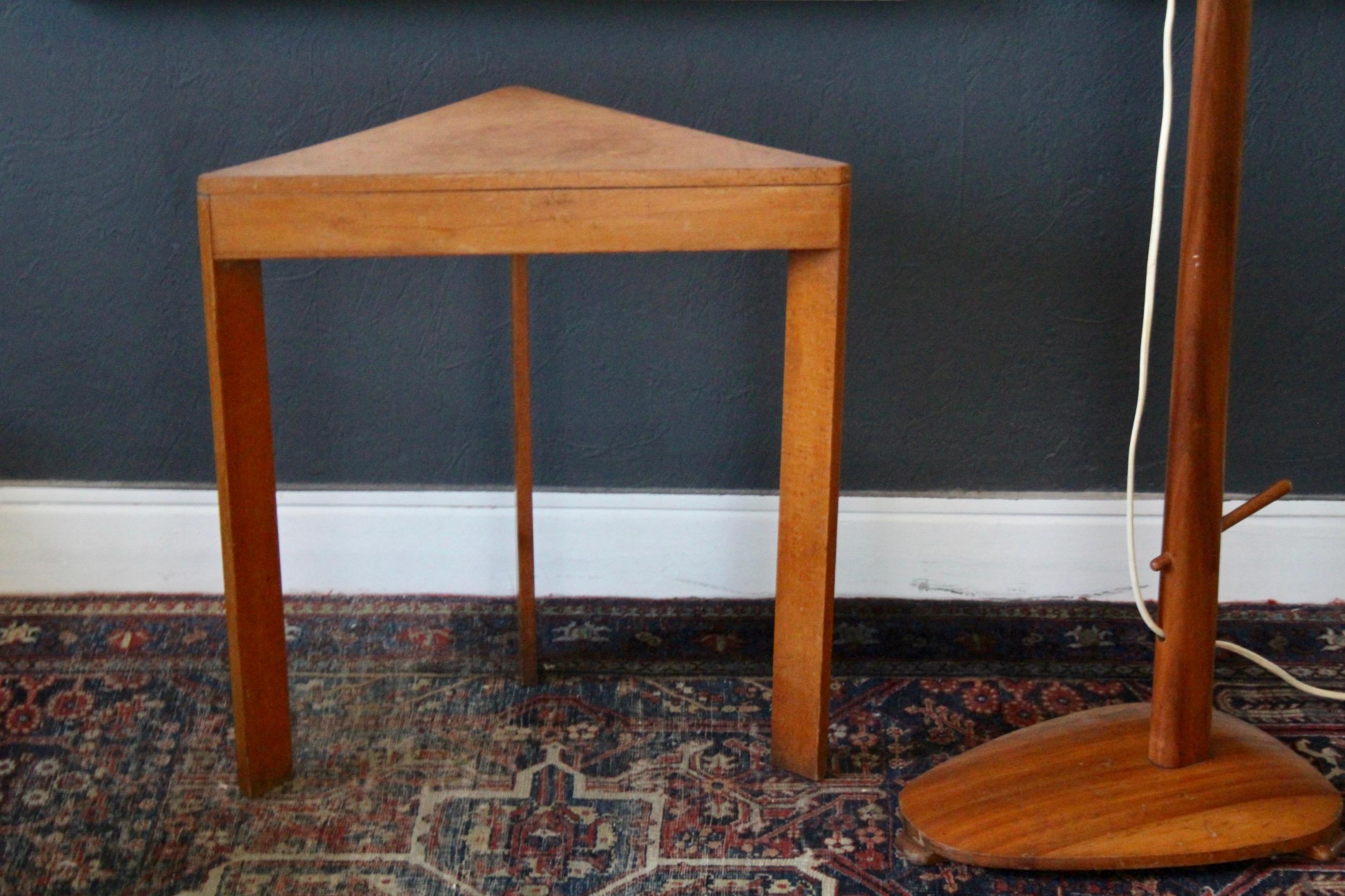 Tripode gueridon For Sale 4