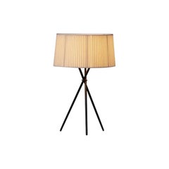 Tripode M3 par Equipo Santa & Cole pour Santa & Cole